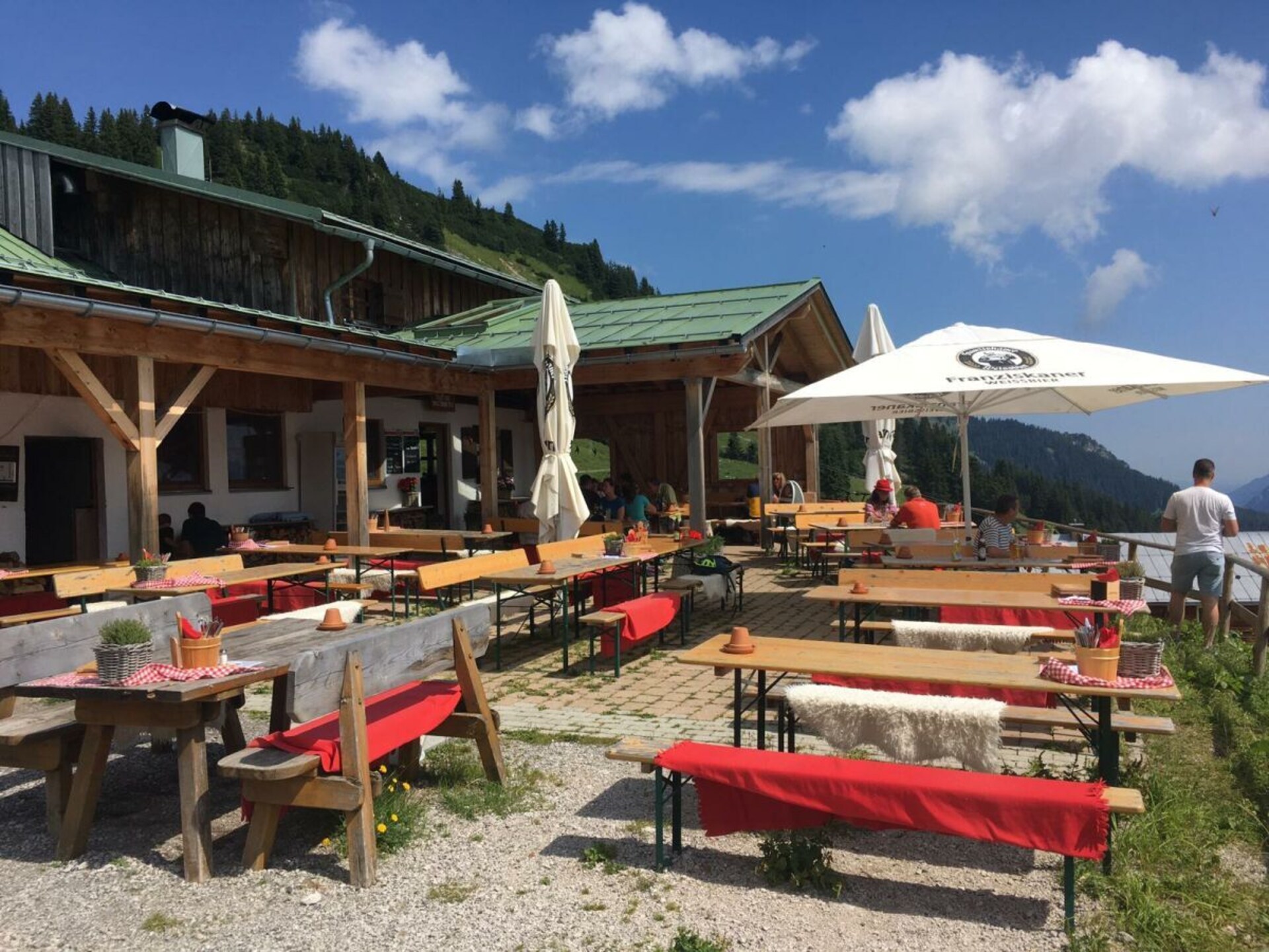 Zonnig vakantiehuis met bergzicht en tuin in A-Höfen, vlakbij skilift - foto 42