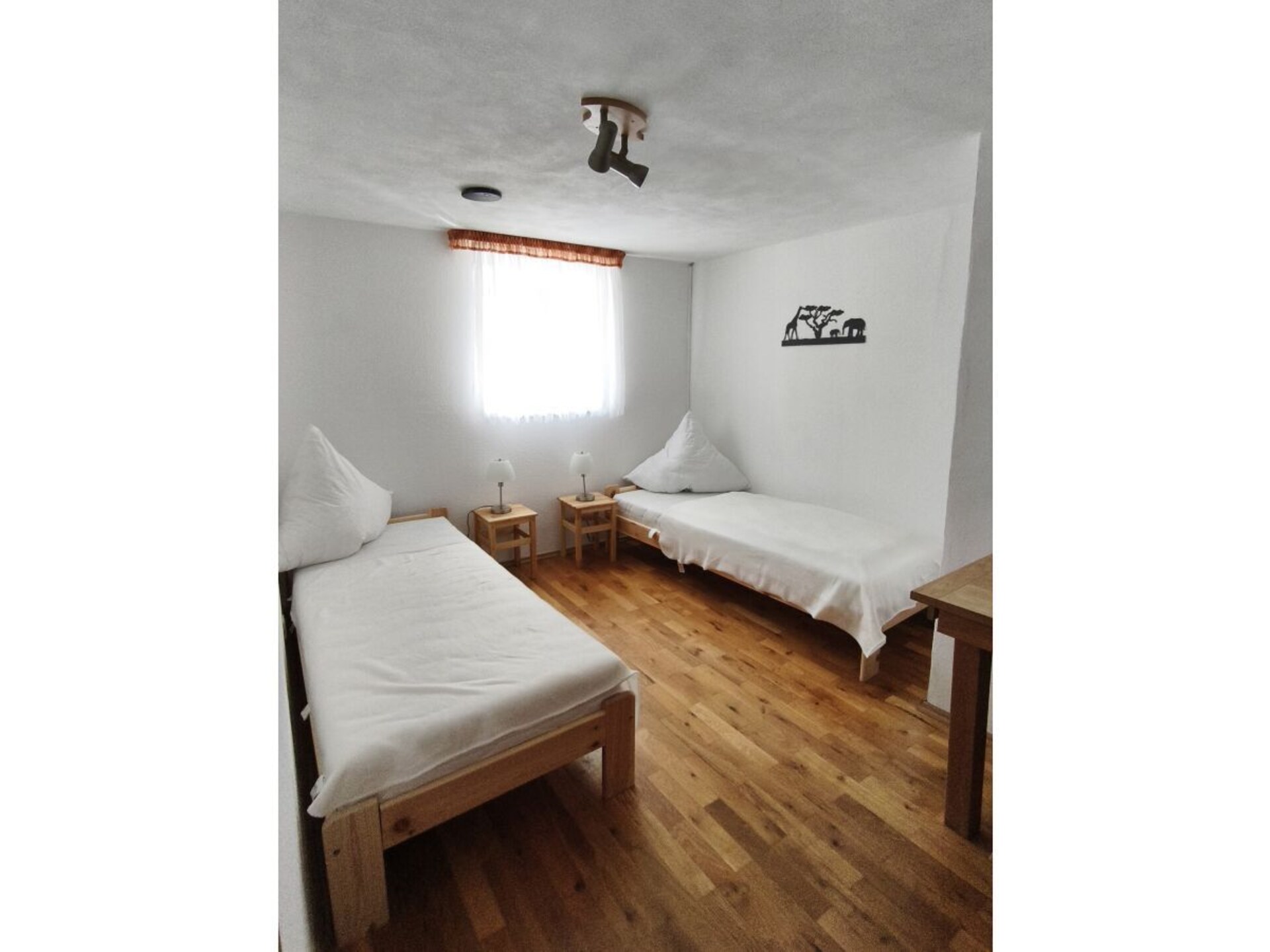 Ruim vakantiehuis Enni met tuin, 2 badkamers en houtkachel in Frohburg - foto 13