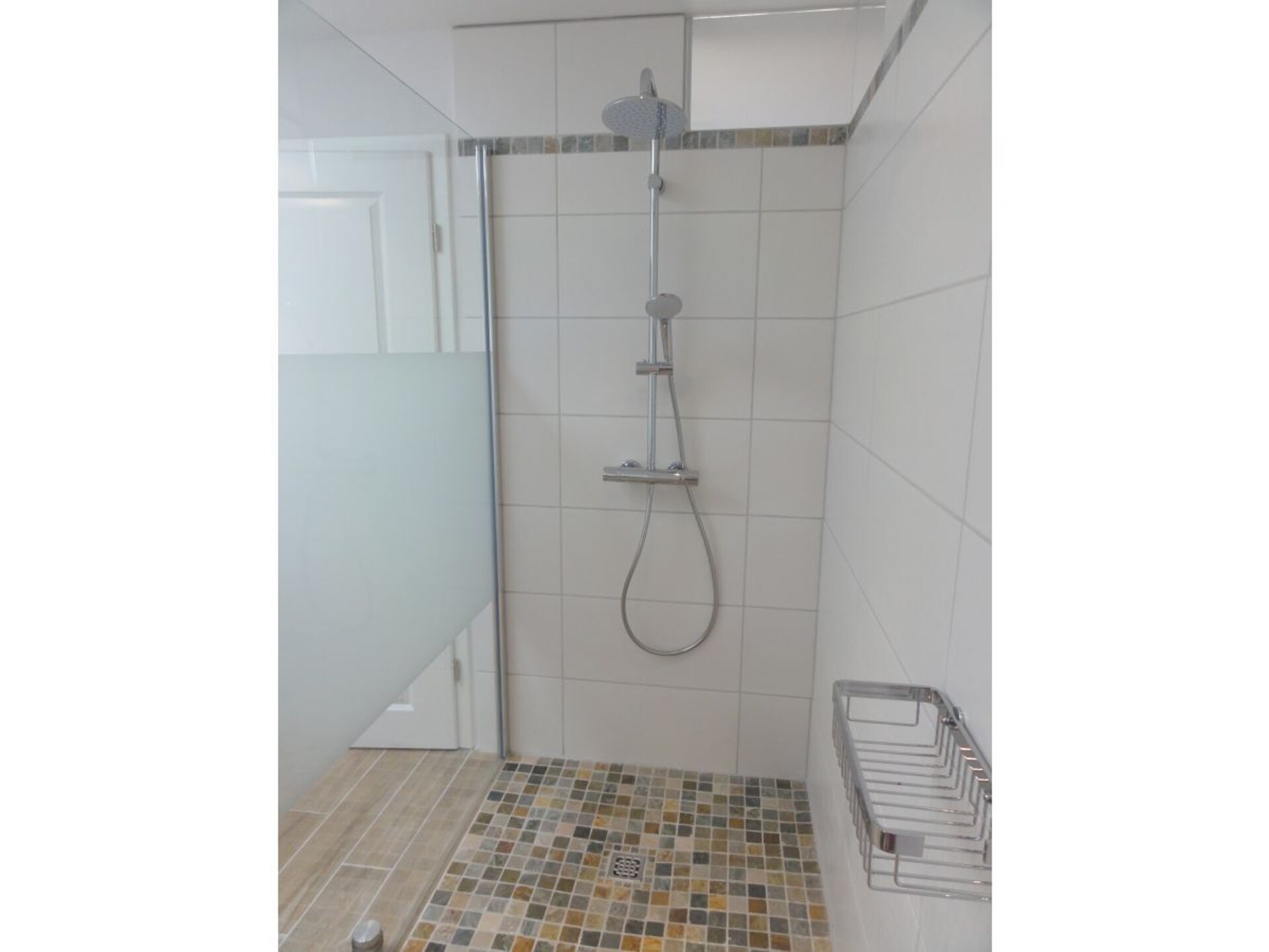 Ruim 6-persoons vakantiehuis met bos & weide, nabij Oostzee - foto 18