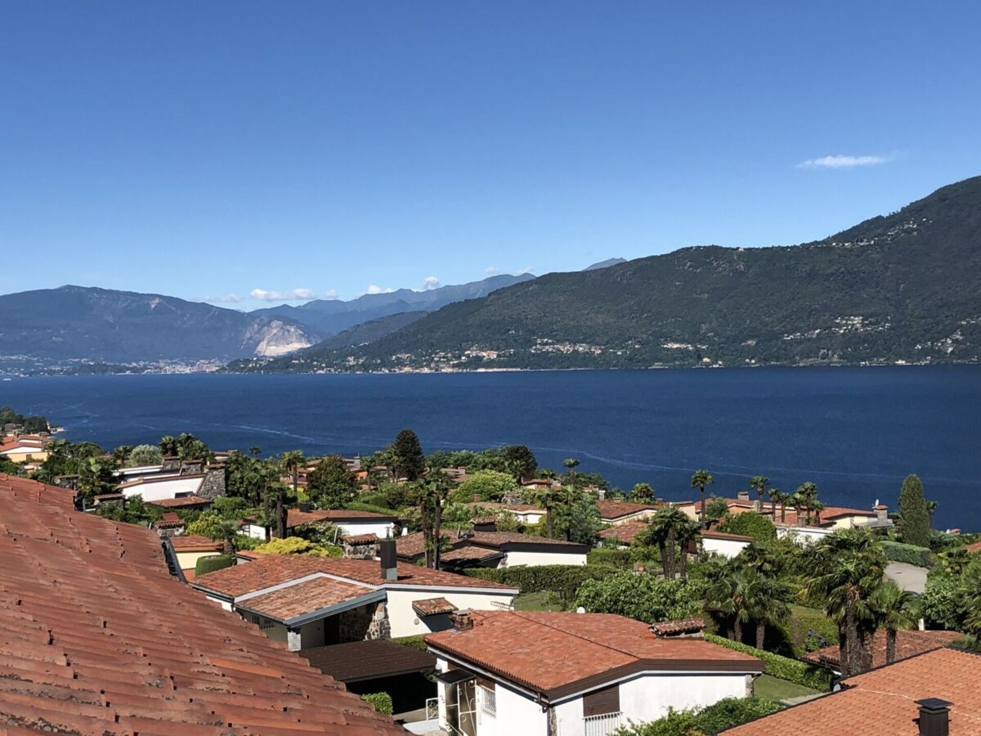 Gerenoveerd vakantiehuis in Brezzo di Bedero voor 3 personen - foto 17