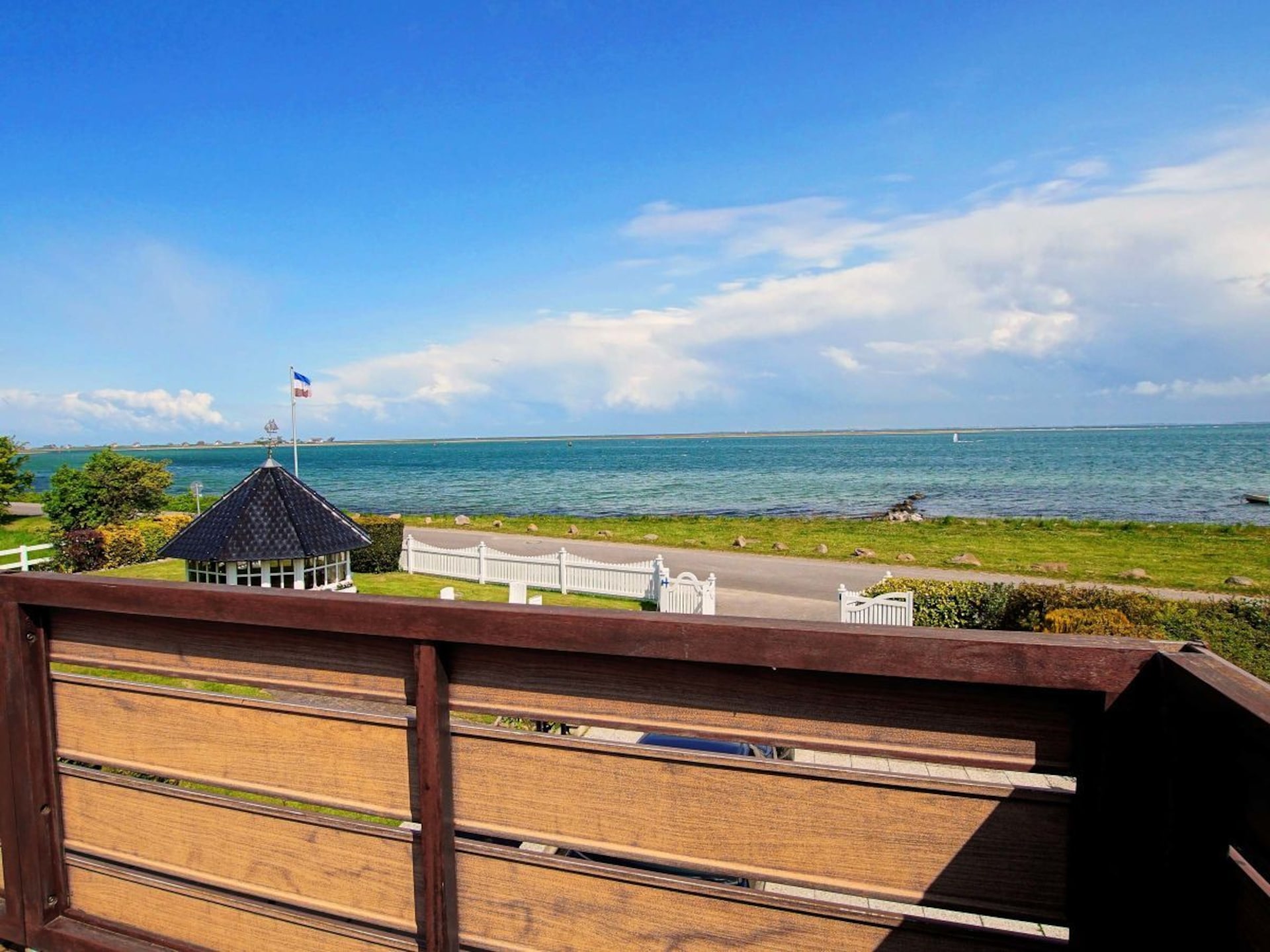 Vakantiehuis in Heiligenhafen met panoramisch uitzicht op zee - foto 5