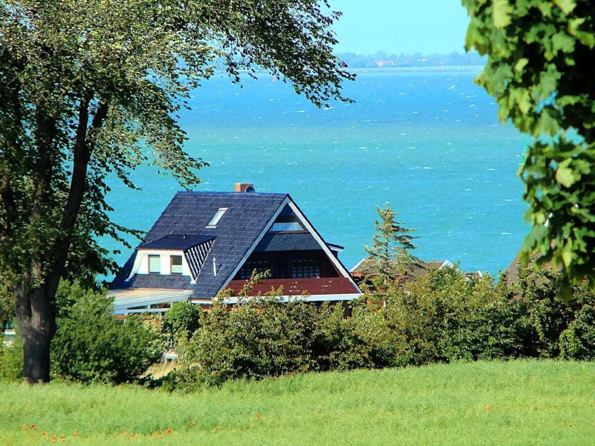 Vakantiehuis in Heiligenhafen met panoramisch uitzicht op zee - foto 7