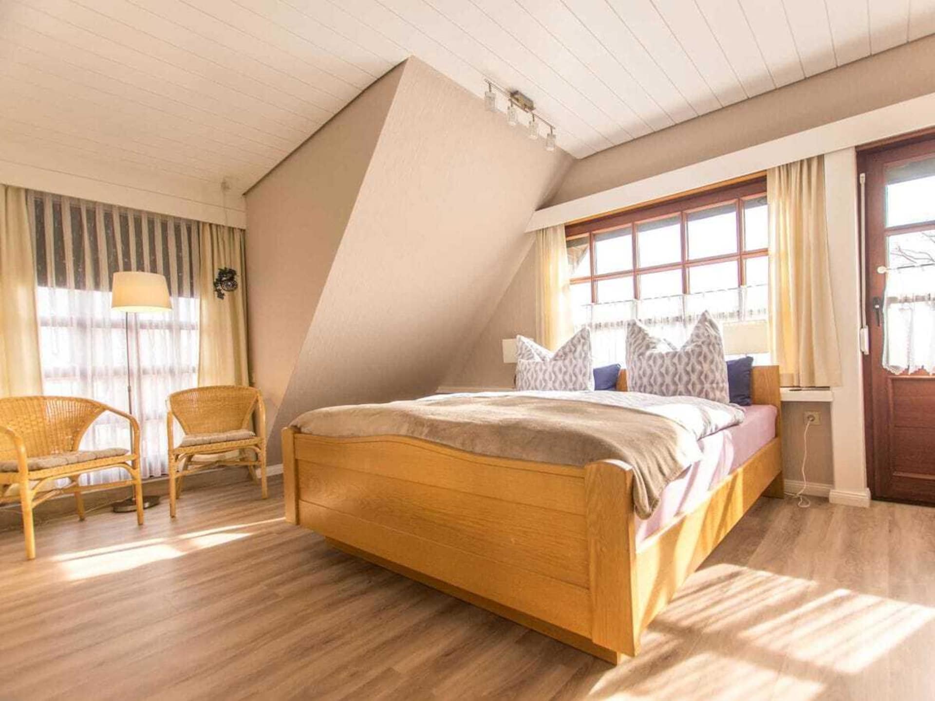 Vakantiehuis in Heiligenhafen met panoramisch uitzicht op zee - foto 12
