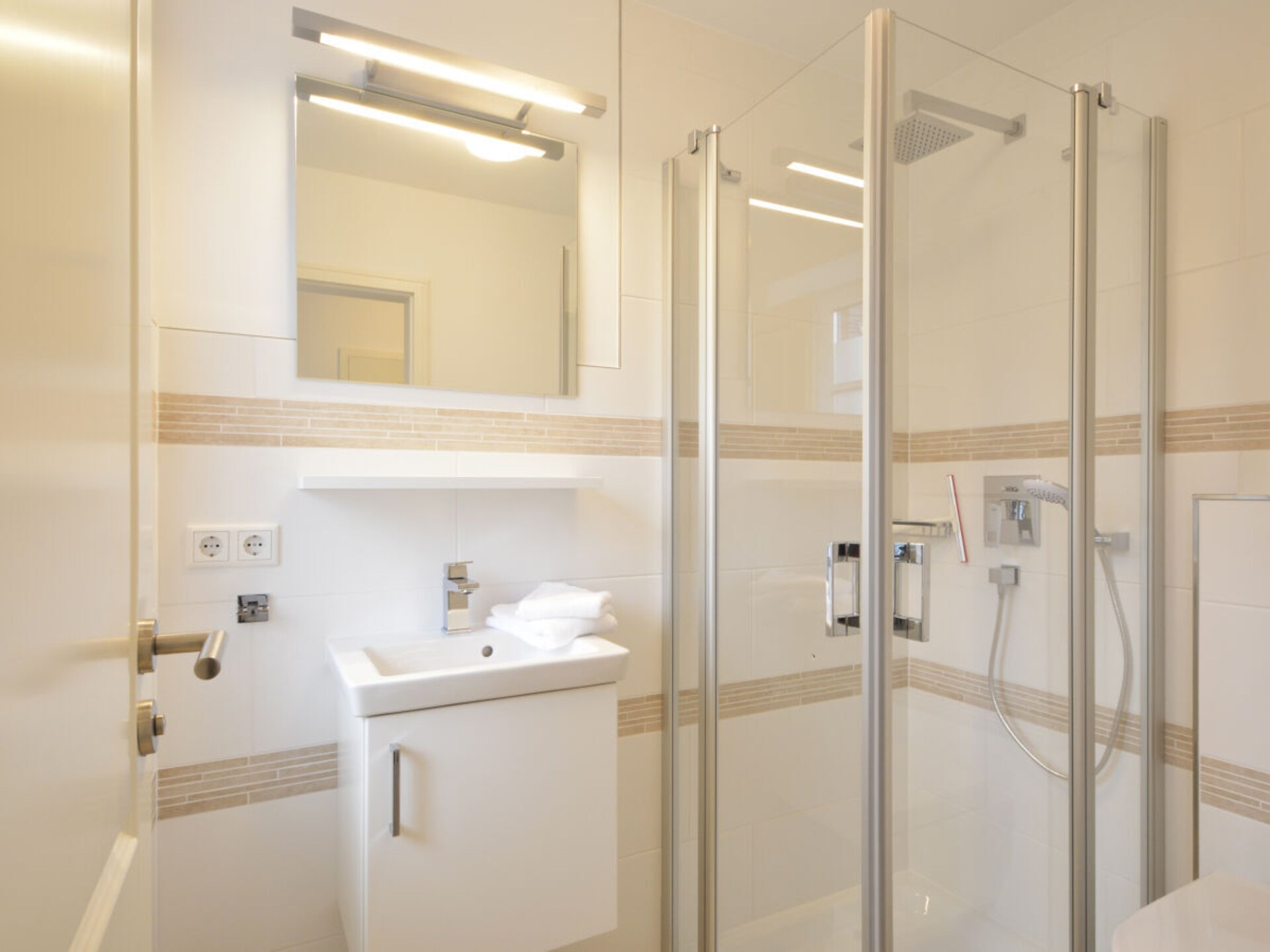 6-persoons vakantiehuis in Wyk met sauna en luxe afwerking - foto 10