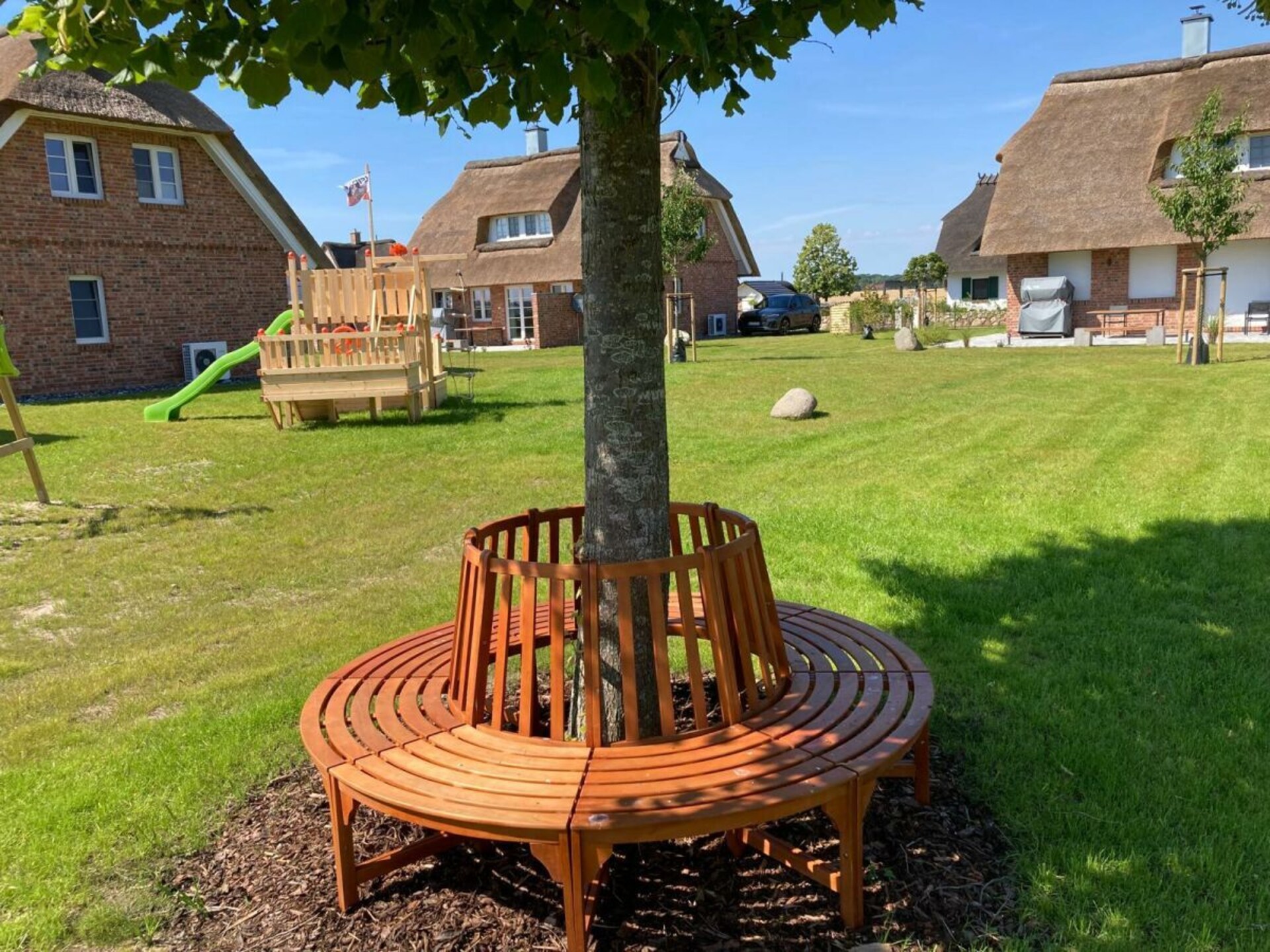 Rietgedekt vakantiehuis met sauna en grote tuin op Rügen voor 6 personen - foto 3