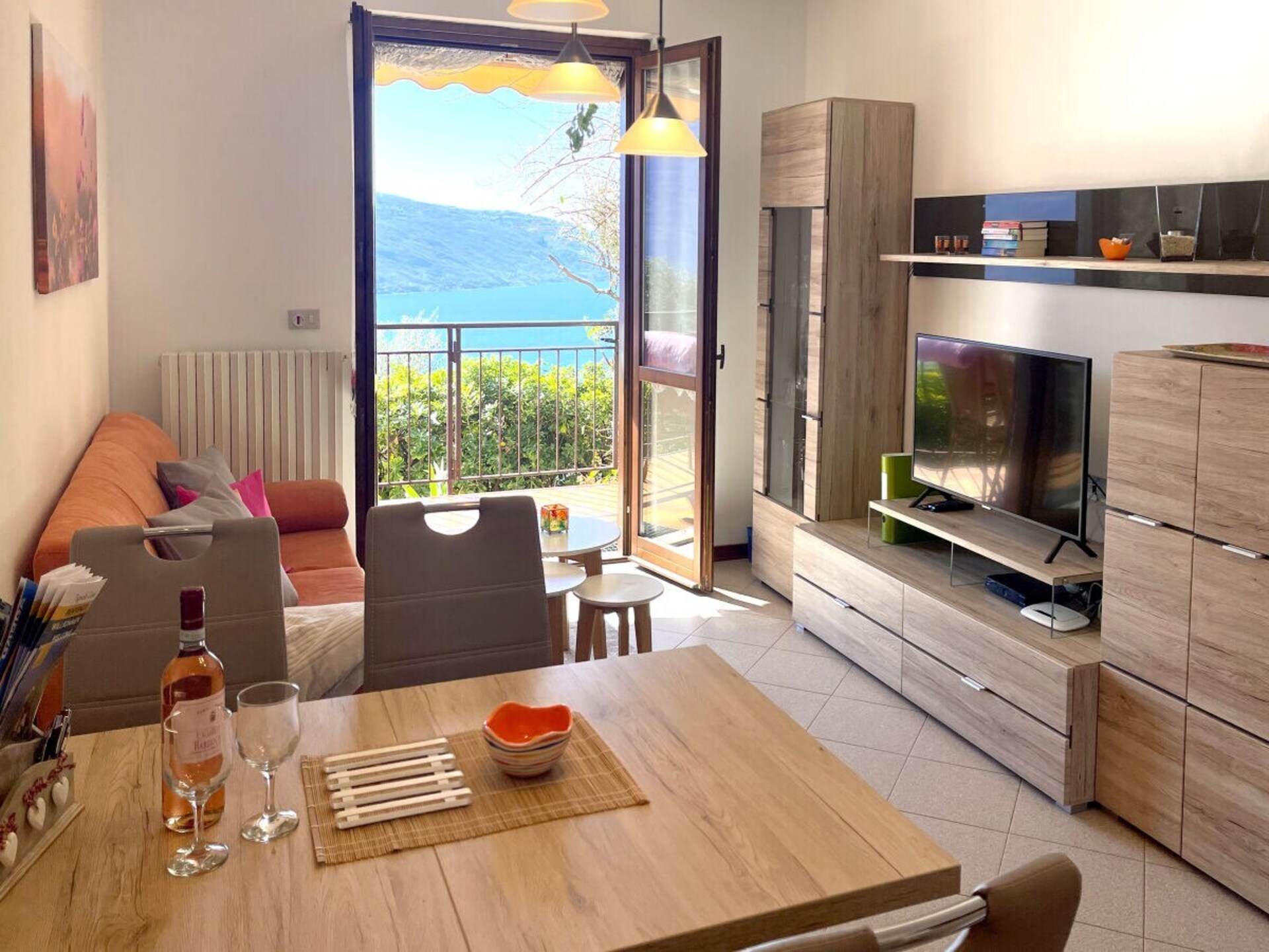 Panoramisch appartement met balkon en uitzicht op het Gardameer - foto 3