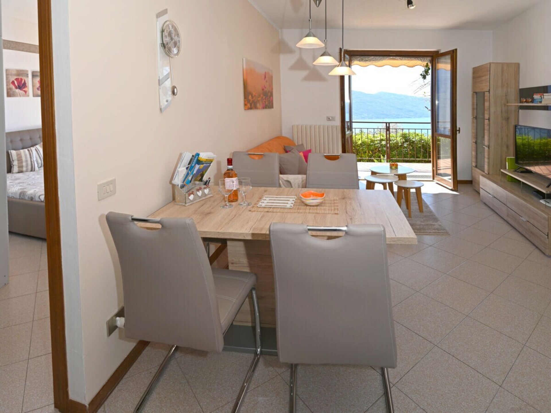 Panoramisch appartement met balkon en uitzicht op het Gardameer - foto 4