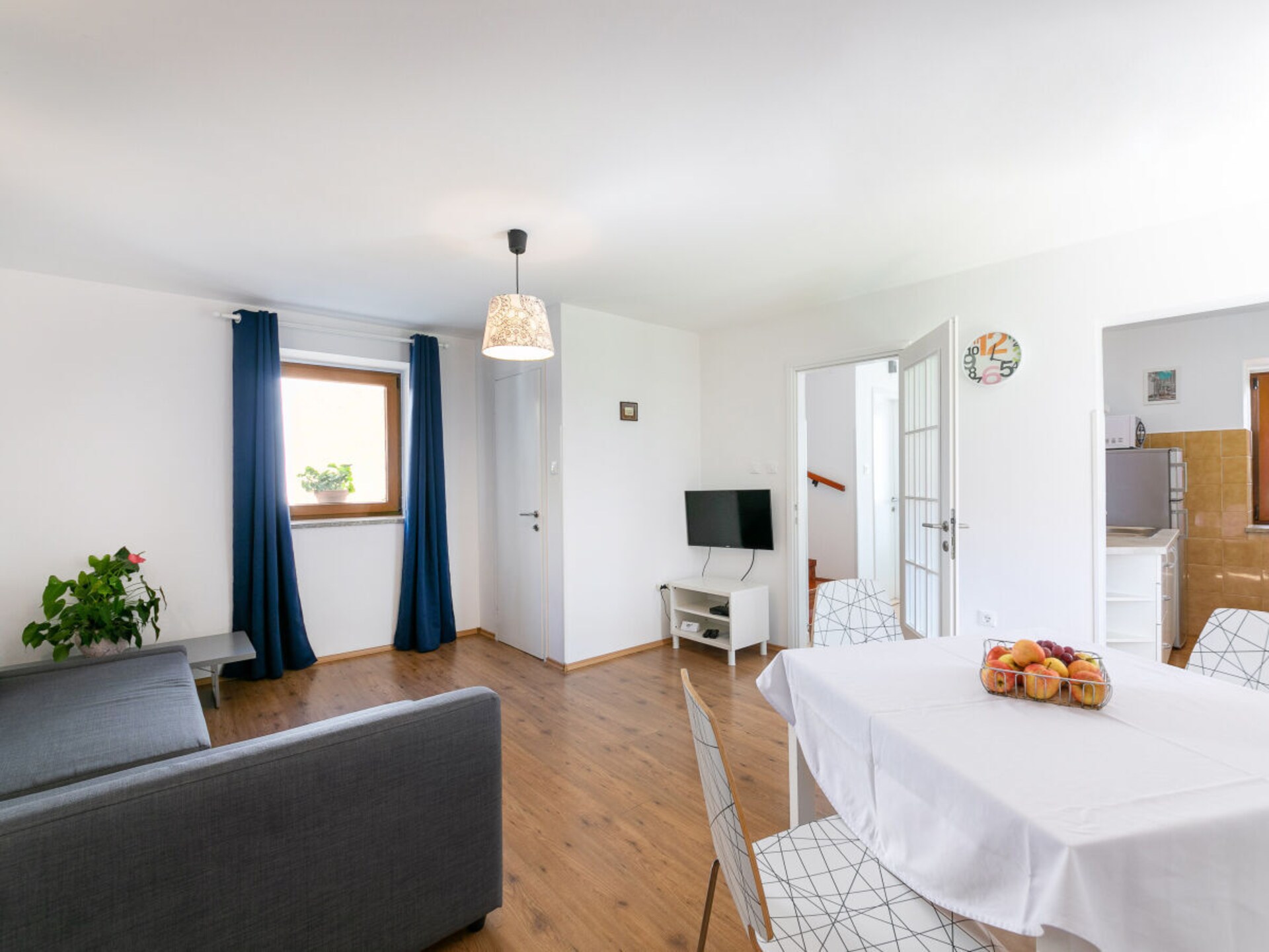Gerenoveerd vakantiehuis voor 8 personen met privézwembad in Kaštelir - foto 11