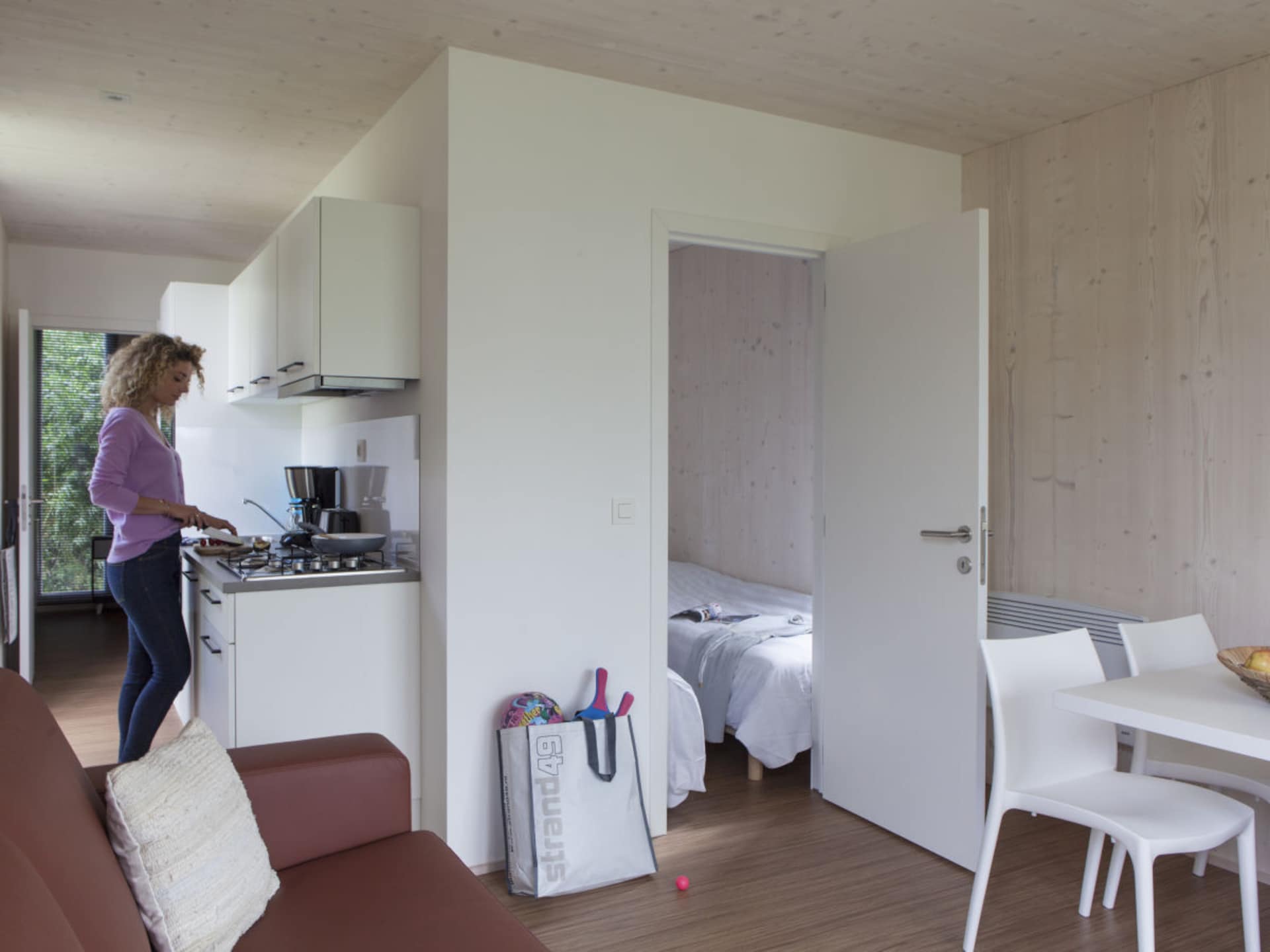 Modern vakantiehuis met Scandinavisch design in Sint Maartensvlotbrug - foto 7