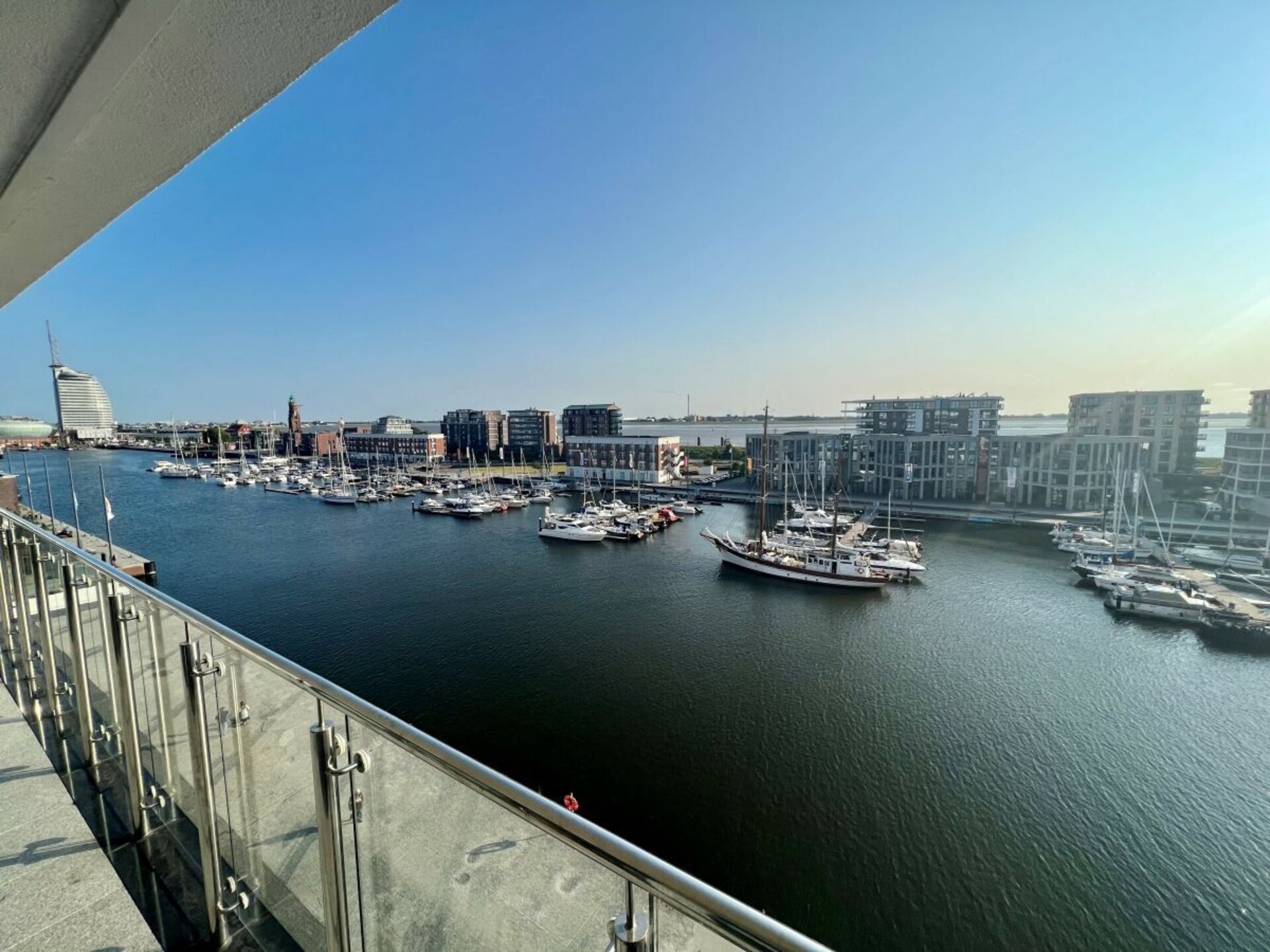 Lichte Seaside Loft in Bremerhaven voor 6 personen - foto 4