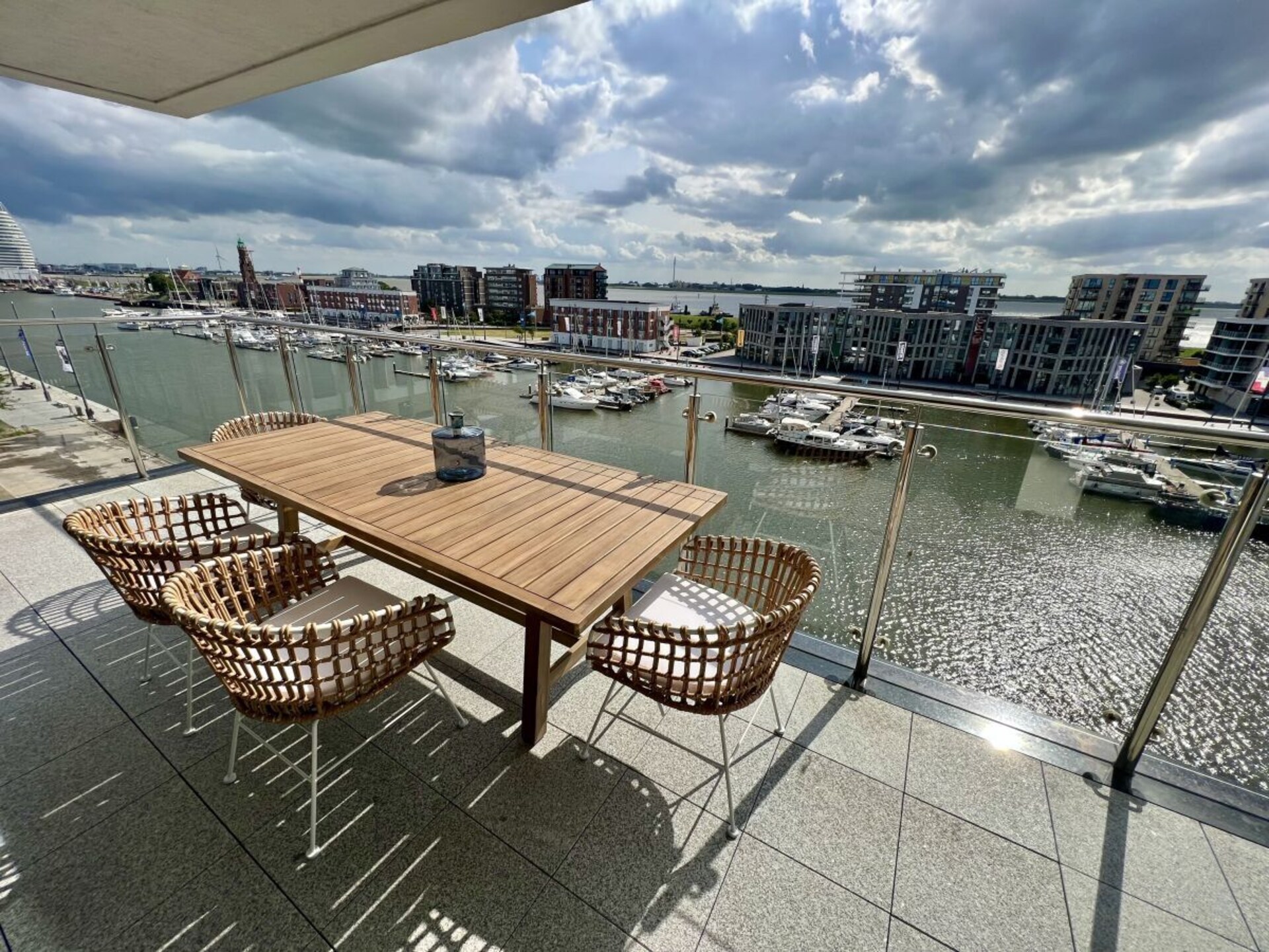 Lichte Seaside Loft in Bremerhaven voor 6 personen - foto 7