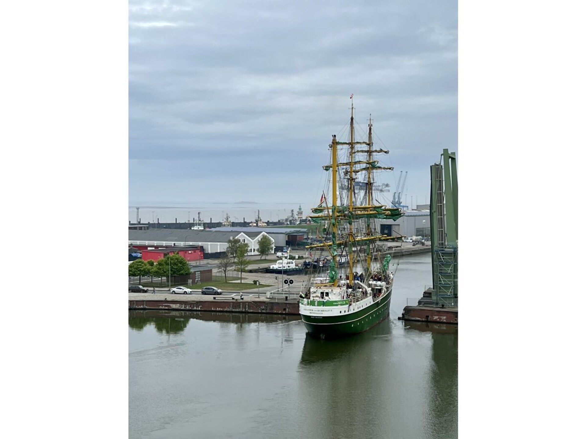 Lichte Seaside Loft in Bremerhaven voor 6 personen - foto 40