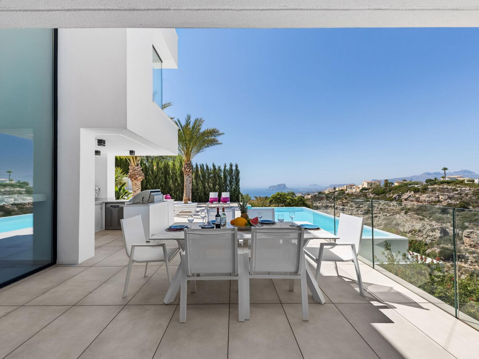 Luxe villa in Cumbre del Sol met overloopzwembad en zeezicht - foto 28