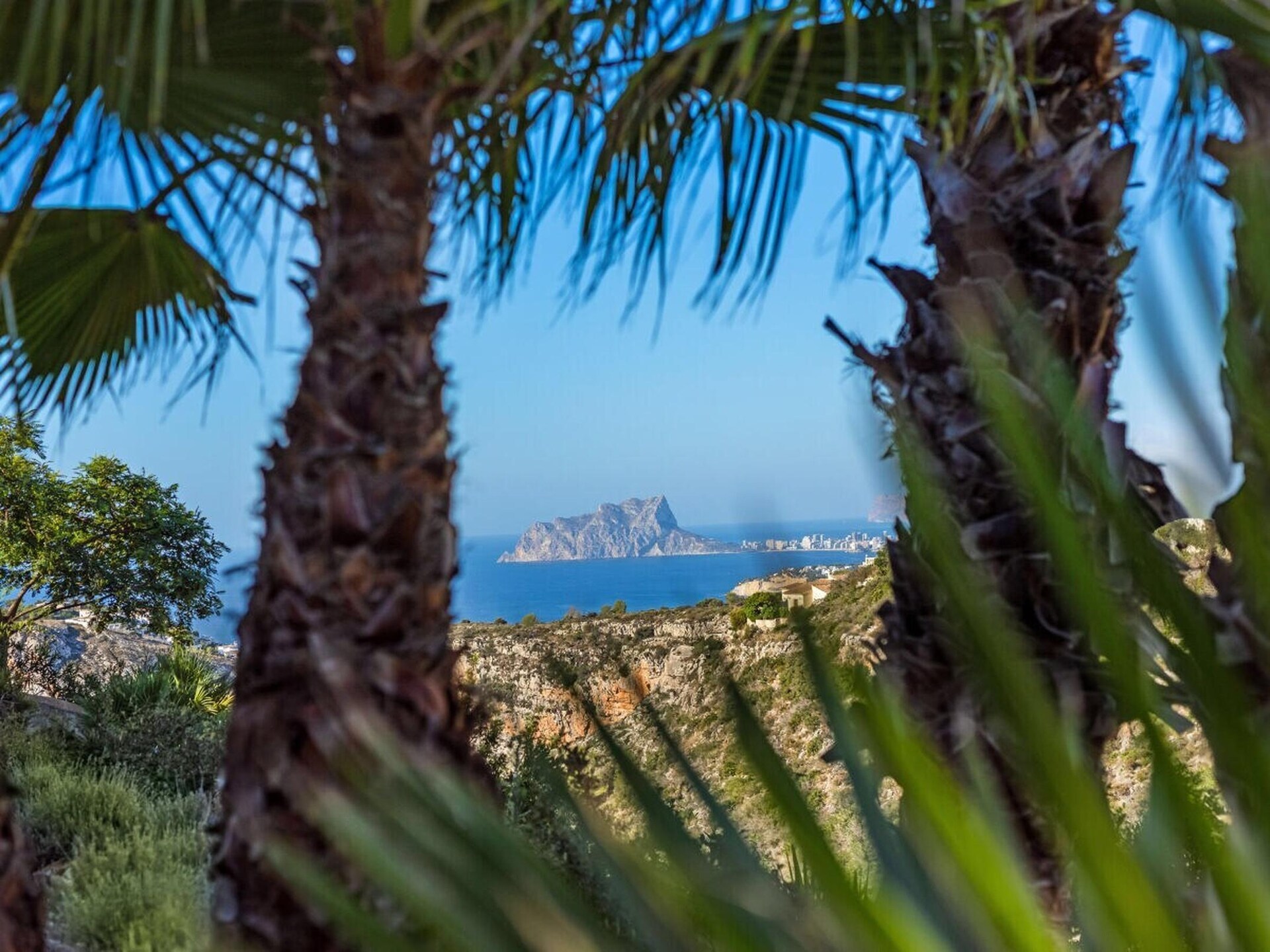 Luxe villa in Cumbre del Sol met overloopzwembad en zeezicht - foto 30