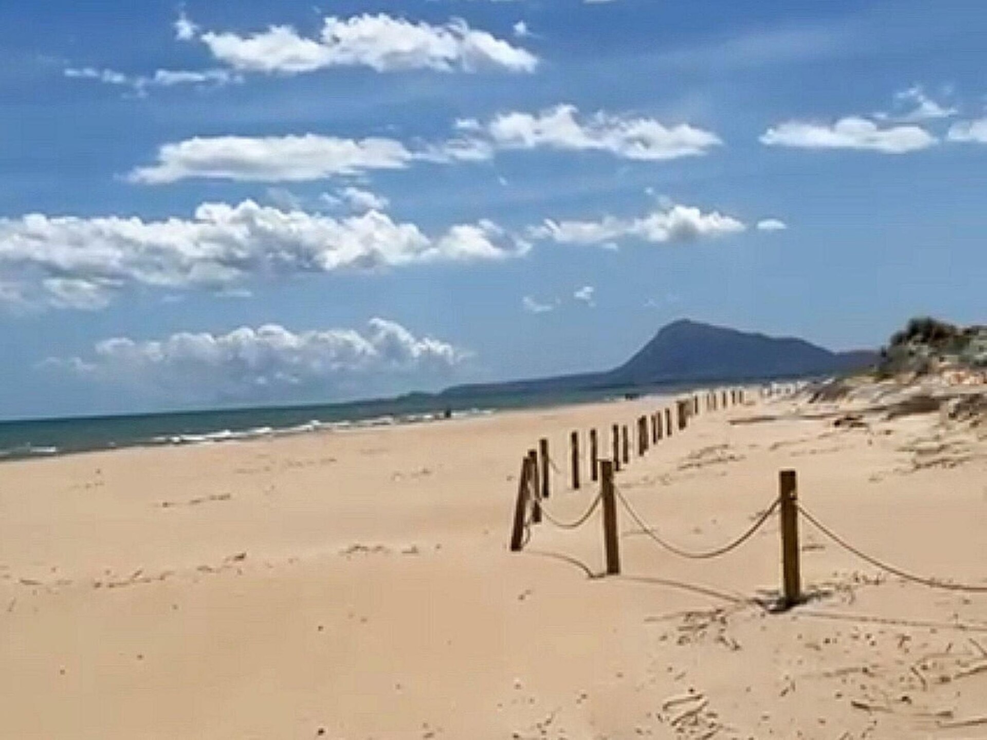 Luxe villa in Cumbre del Sol met overloopzwembad en zeezicht - foto 36