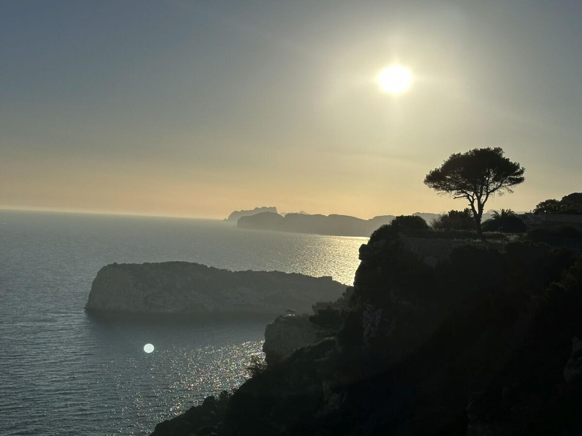 Luxe villa in Cumbre del Sol met overloopzwembad en zeezicht - foto 39