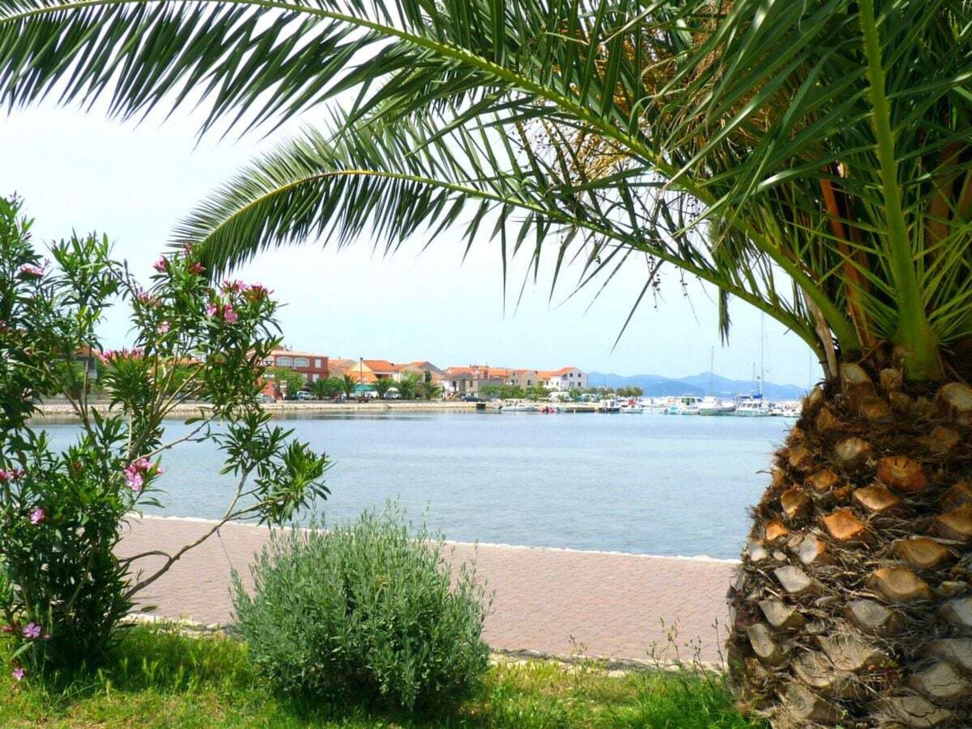 Ruim vakantiehuis in Bibinje met uitzicht op de Adriatische Zee - foto 26