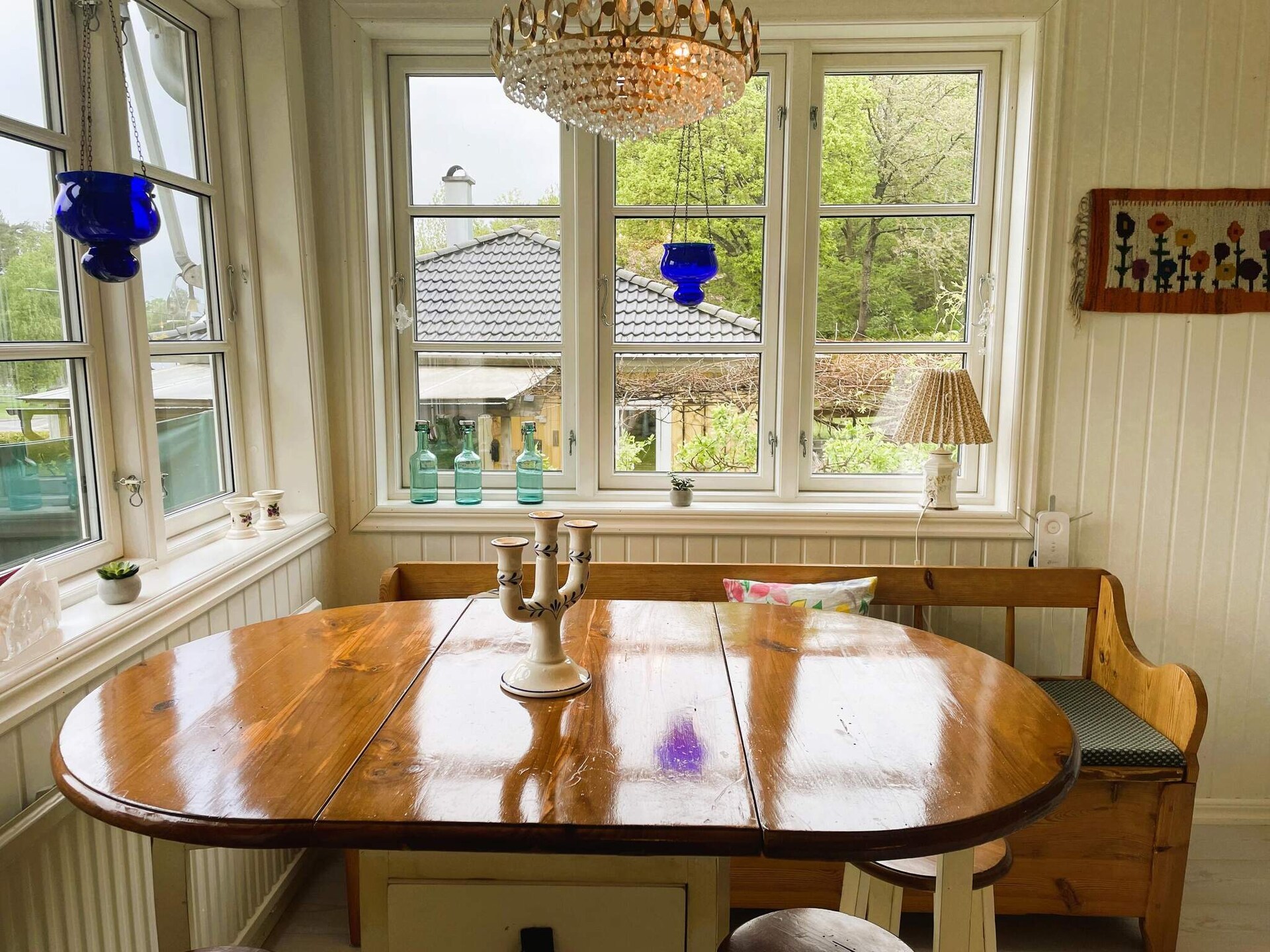 Knus geel vakantiehuisje aan de golfbaan bij Stenungsund - foto 14