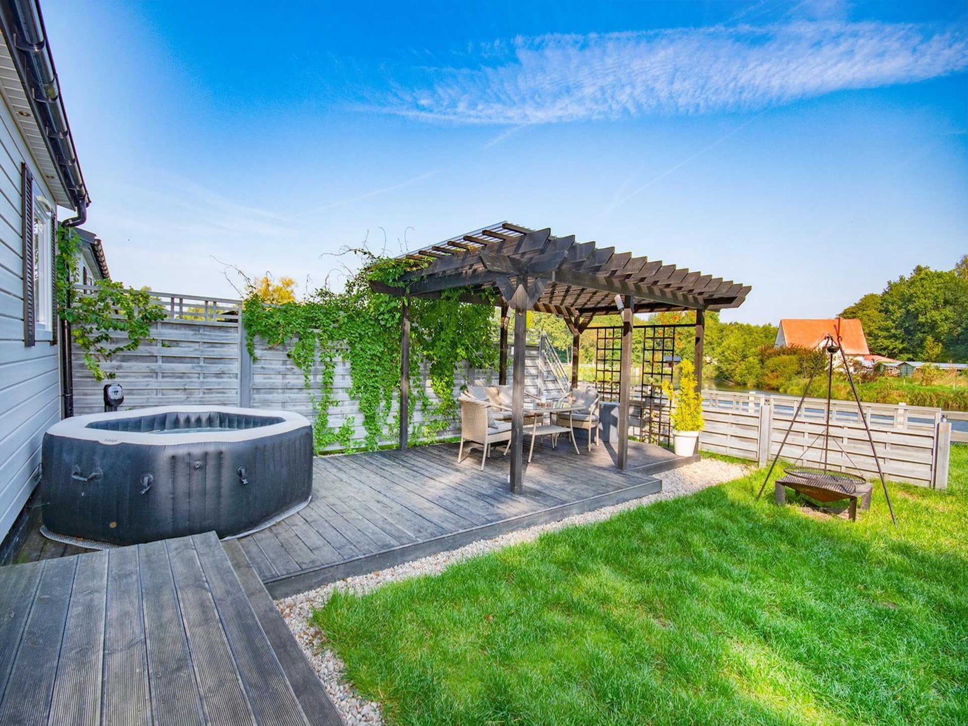 Rustgevend vakantiehuis in Darlowo met privé jacuzzi - foto 20