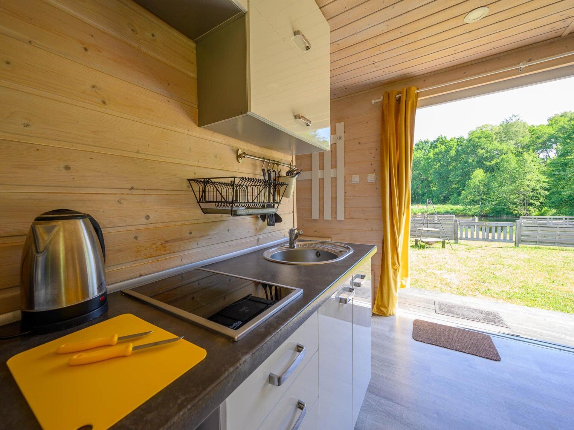 Rustgevend vakantiehuis in Darlowo met privé jacuzzi - foto 10