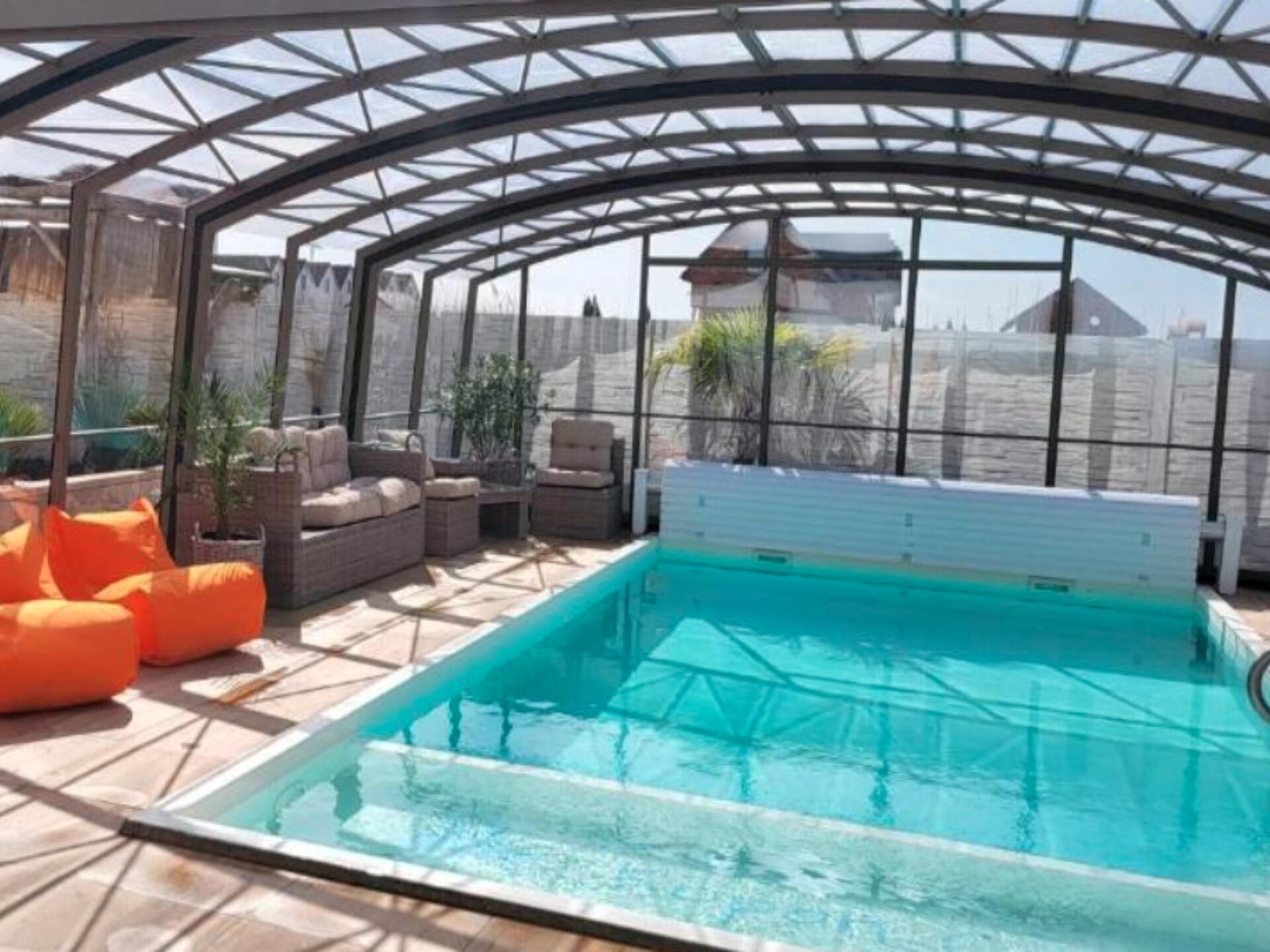 Aan zee: Modern vakantiehuis in Kopan met zwembad - foto 3