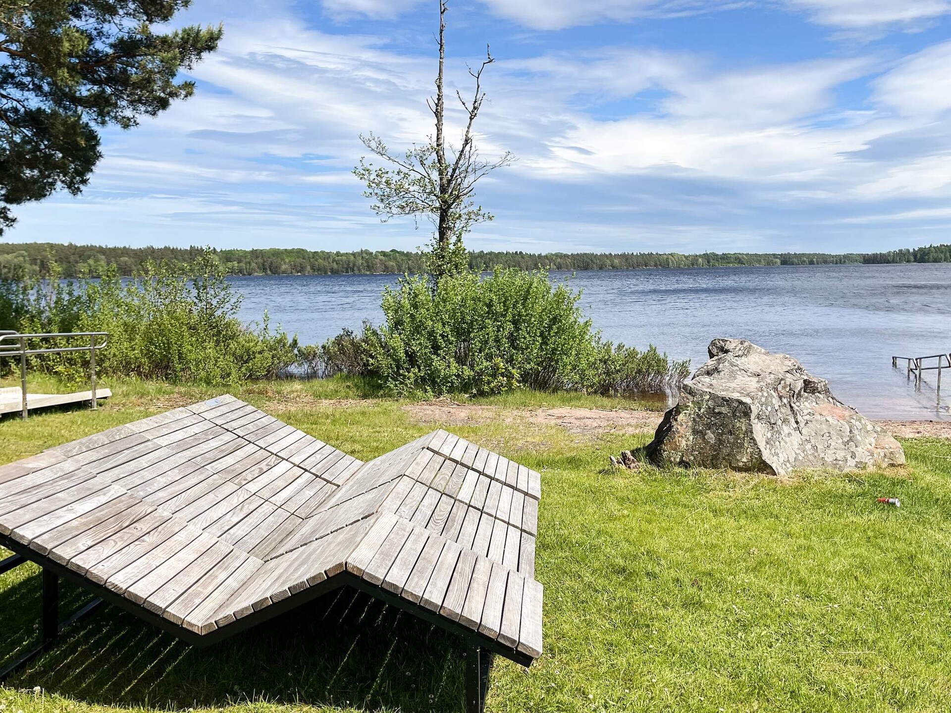 Idyllisch vakantiehuis bij het meer in Kristdala, Småland - foto 15