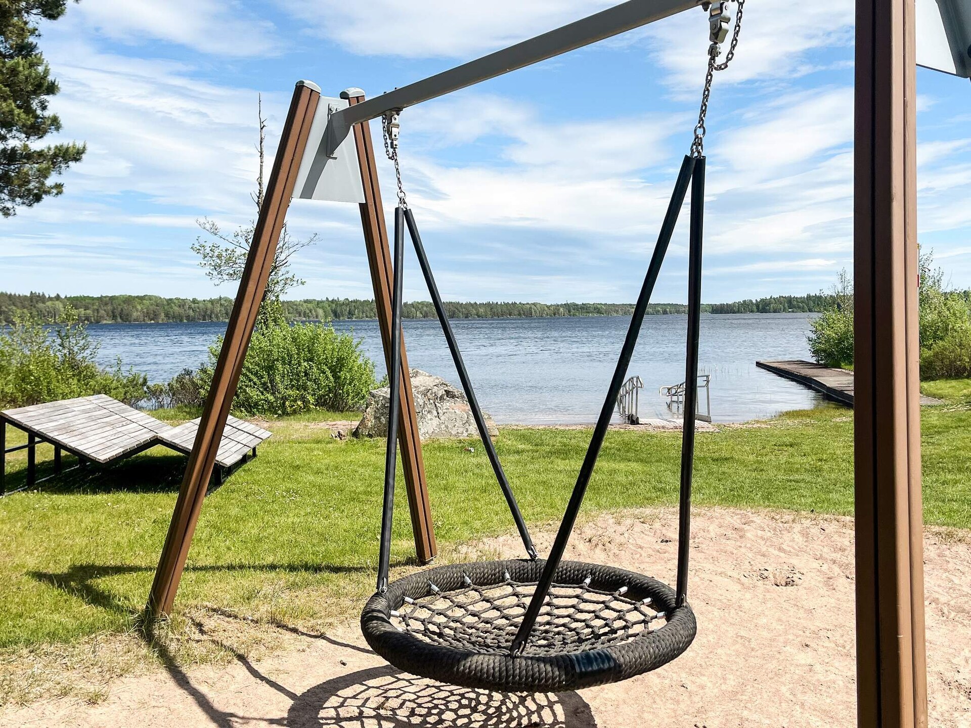 Idyllisch vakantiehuis bij het meer in Kristdala, Småland - foto 19