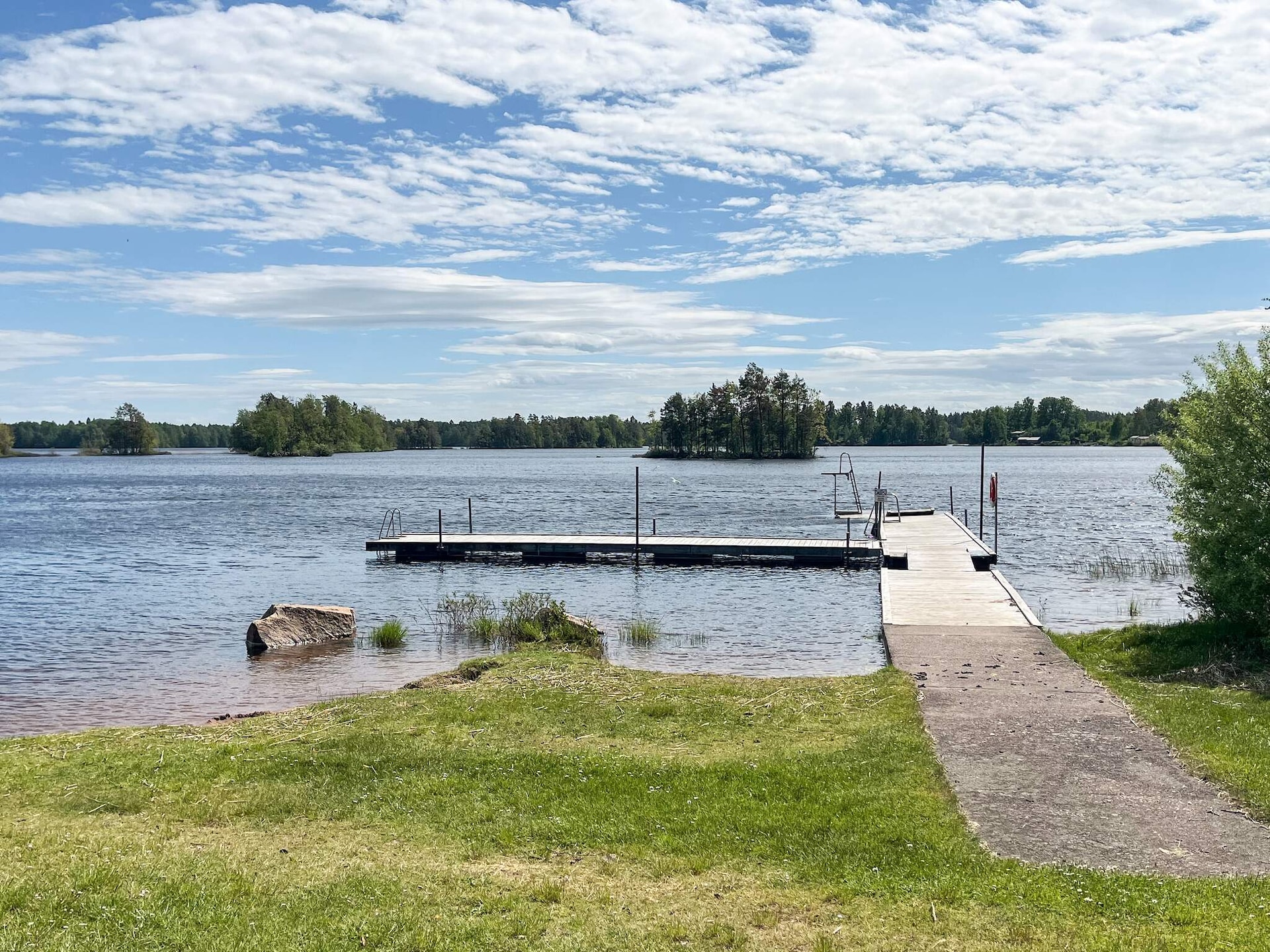 Idyllisch vakantiehuis bij het meer in Kristdala, Småland - foto 22