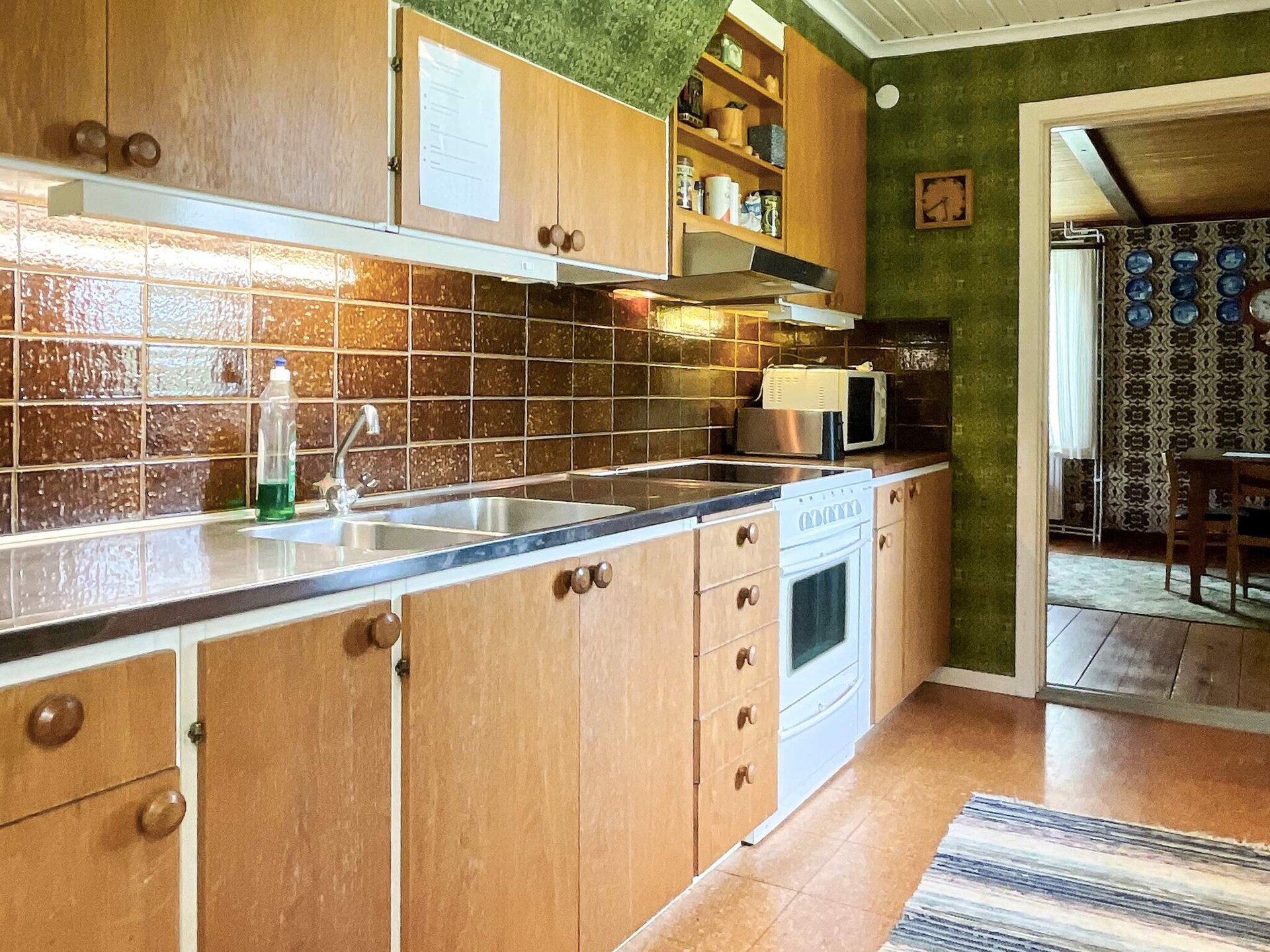 Idyllisch vakantiehuis bij het meer in Kristdala, Småland - foto 35