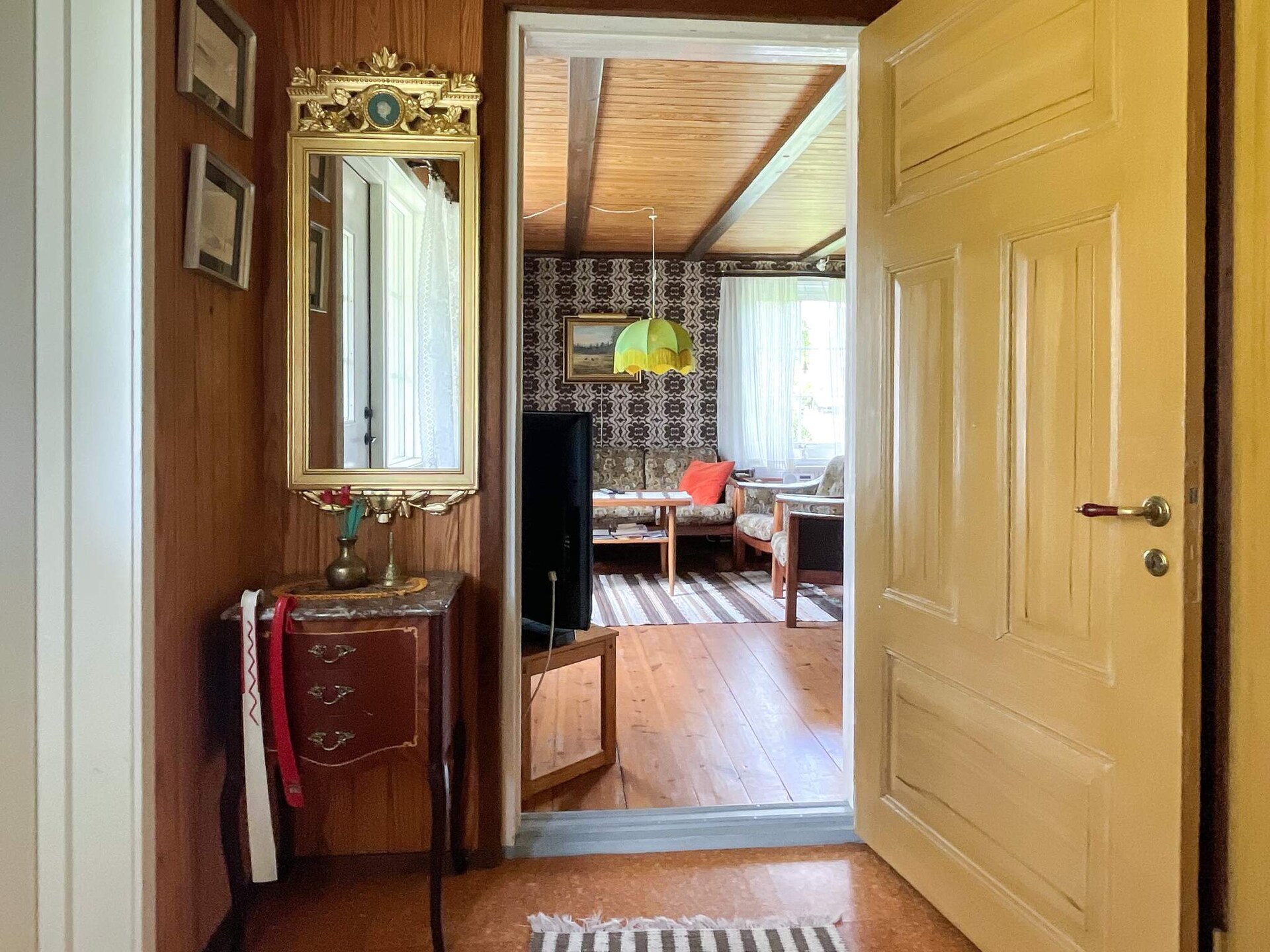 Idyllisch vakantiehuis bij het meer in Kristdala, Småland - foto 42