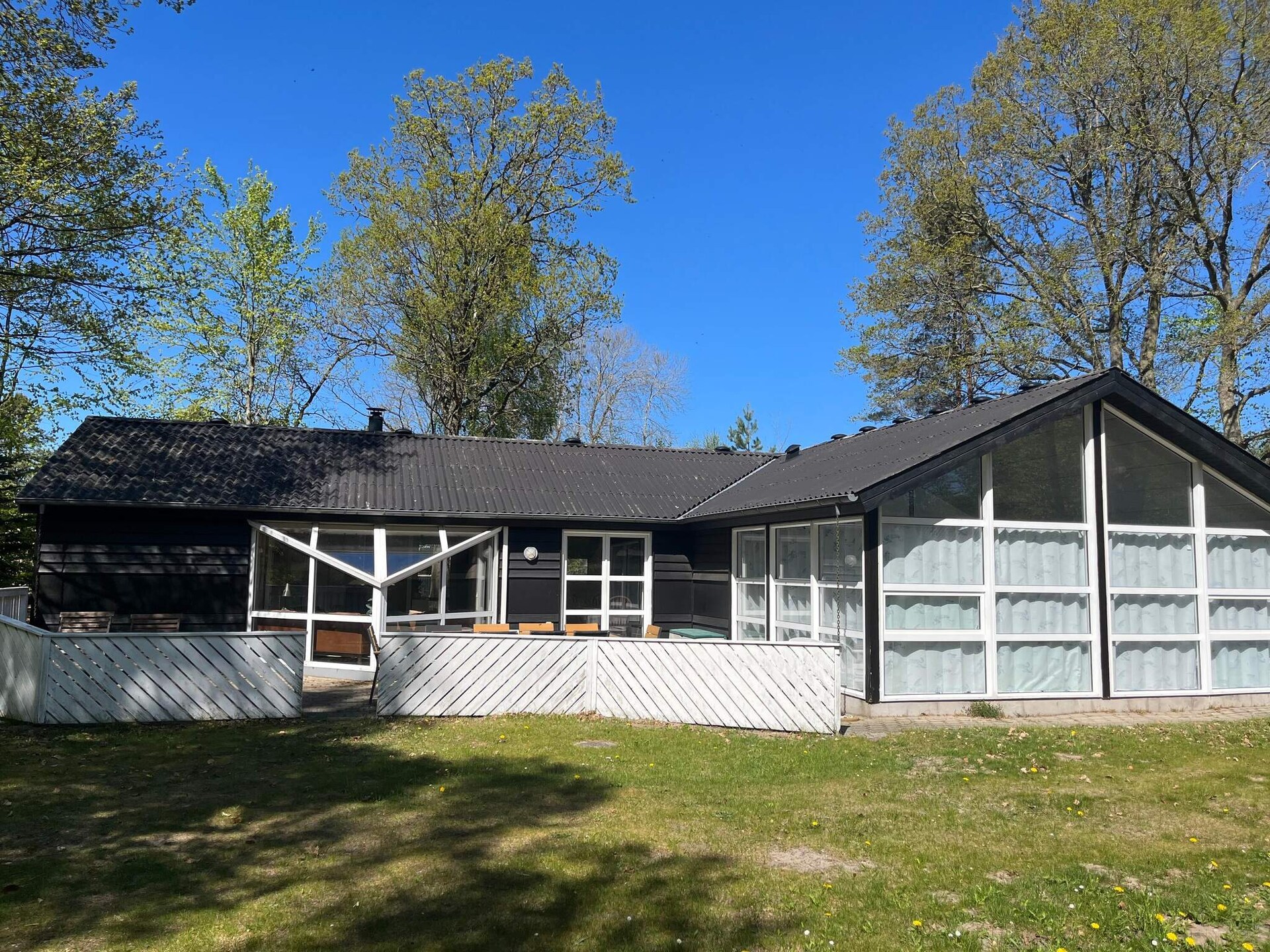 Vrijstaand vakantiehuis aan de golfbaan bij Glesborg, 250m van strand - foto 1