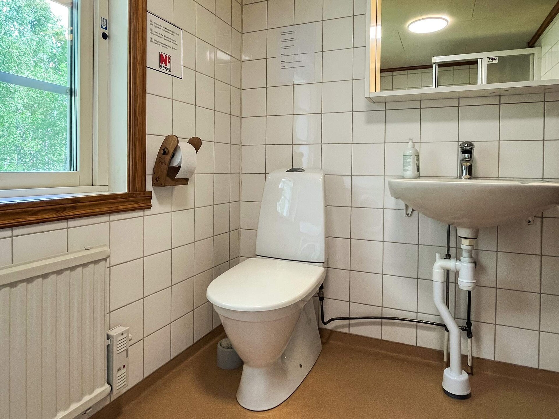 Vrijstaand vakantiehuis met sauna aan de golfbaan in Kristdala - foto 37