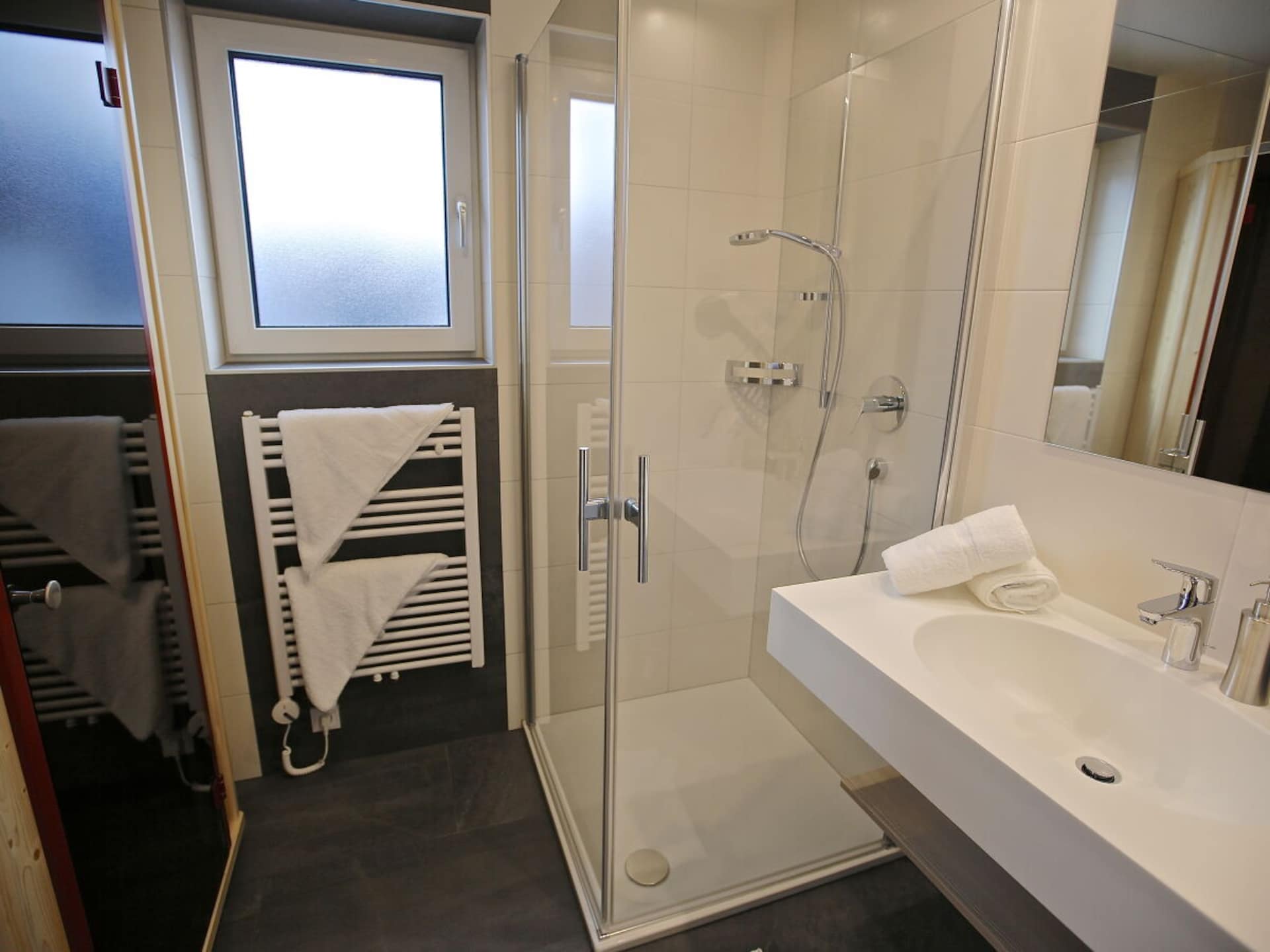 Op 800 m van de piste: comfortabel vakantiehuis in centrum van Ladis - foto 20