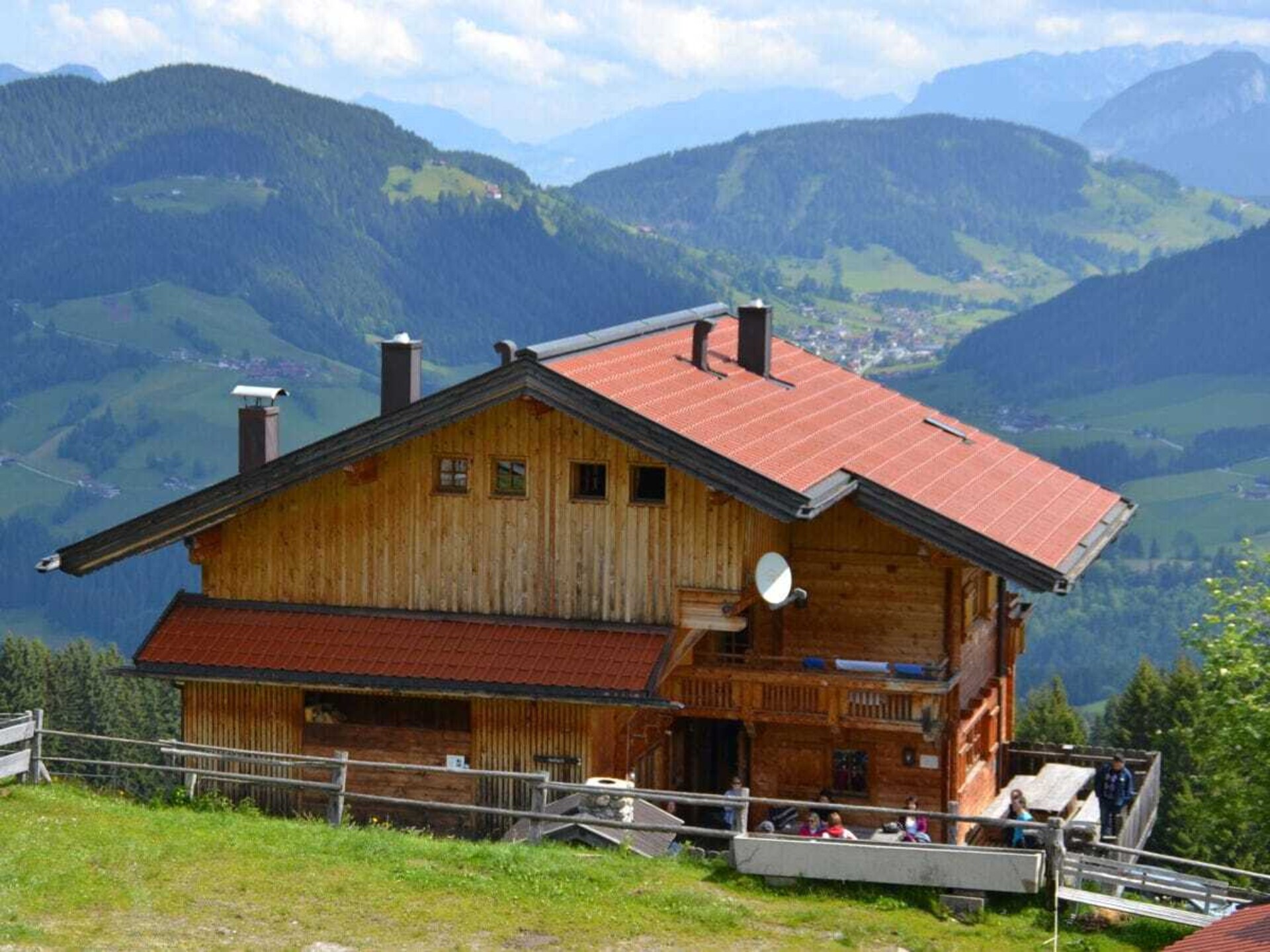 Aan de piste: Ruim vakantiehuis voor 22 personen in Wildschönau - foto 2
