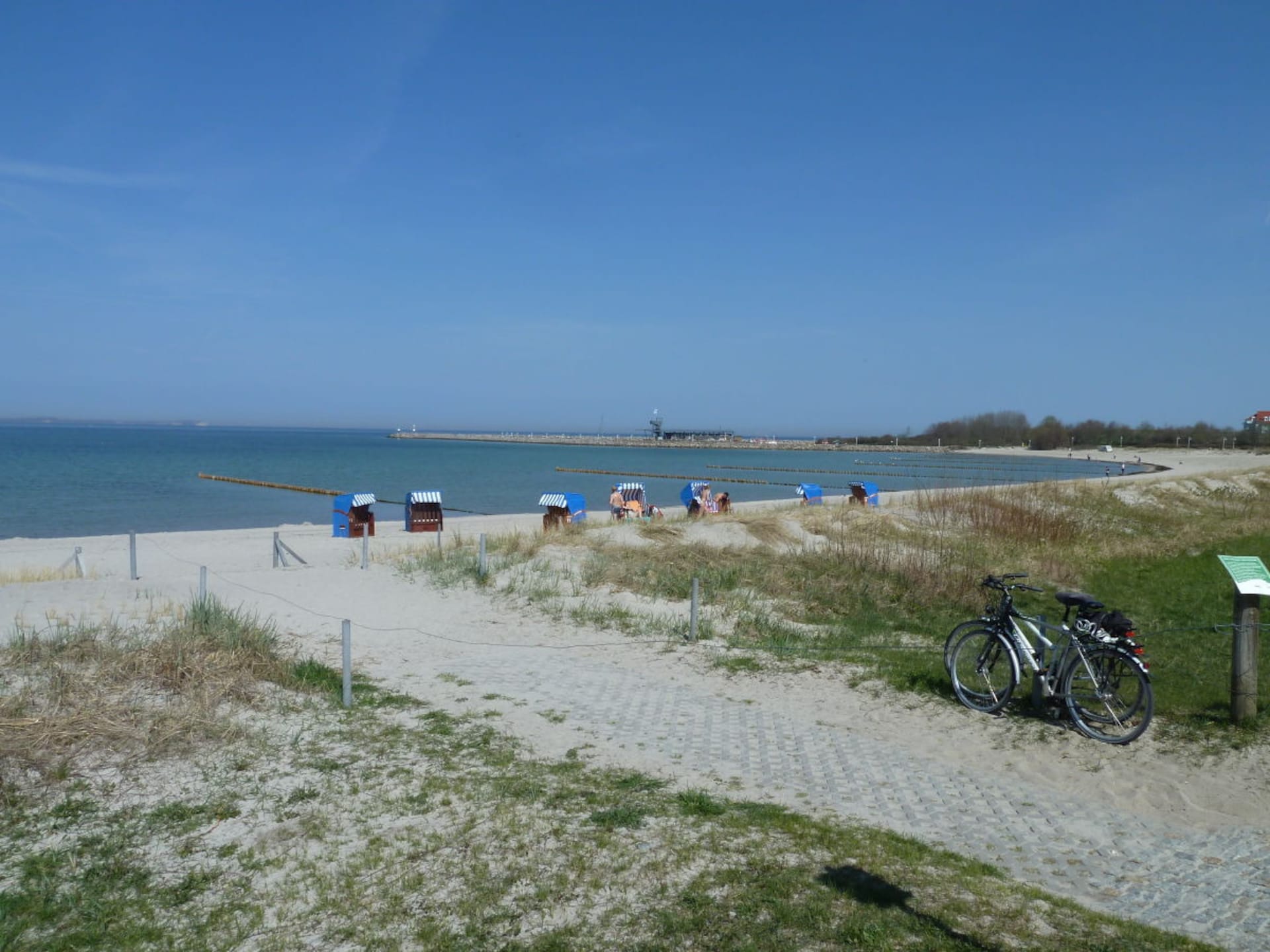 2-persoons vakantiehuis in het centrum van Glowe - foto 16