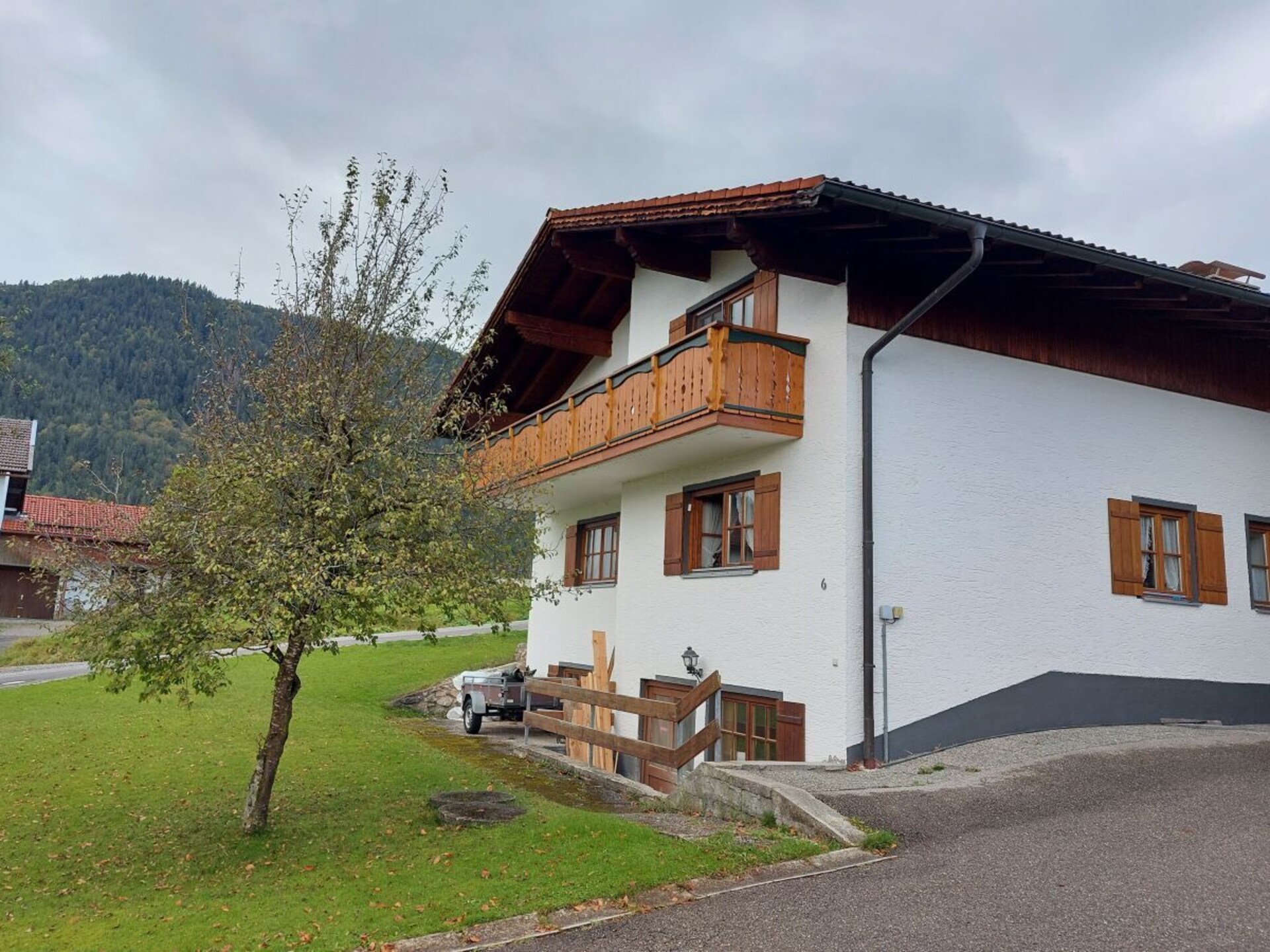 Ruim vakantiehuis in Füssen met uitzicht op bergen en meer · 4 pers. - foto 2