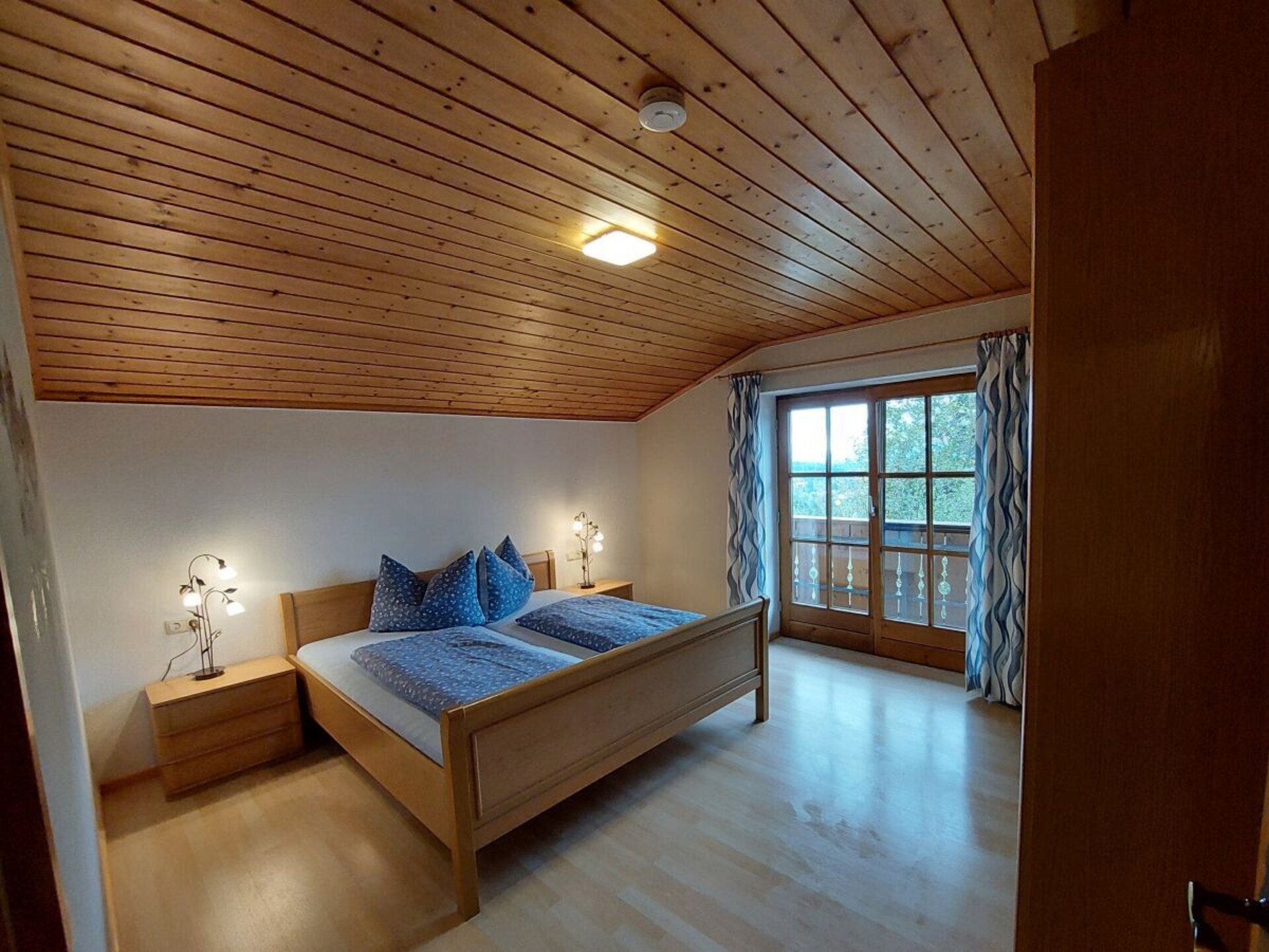 Ruim vakantiehuis in Füssen met uitzicht op bergen en meer · 4 pers. - foto 5