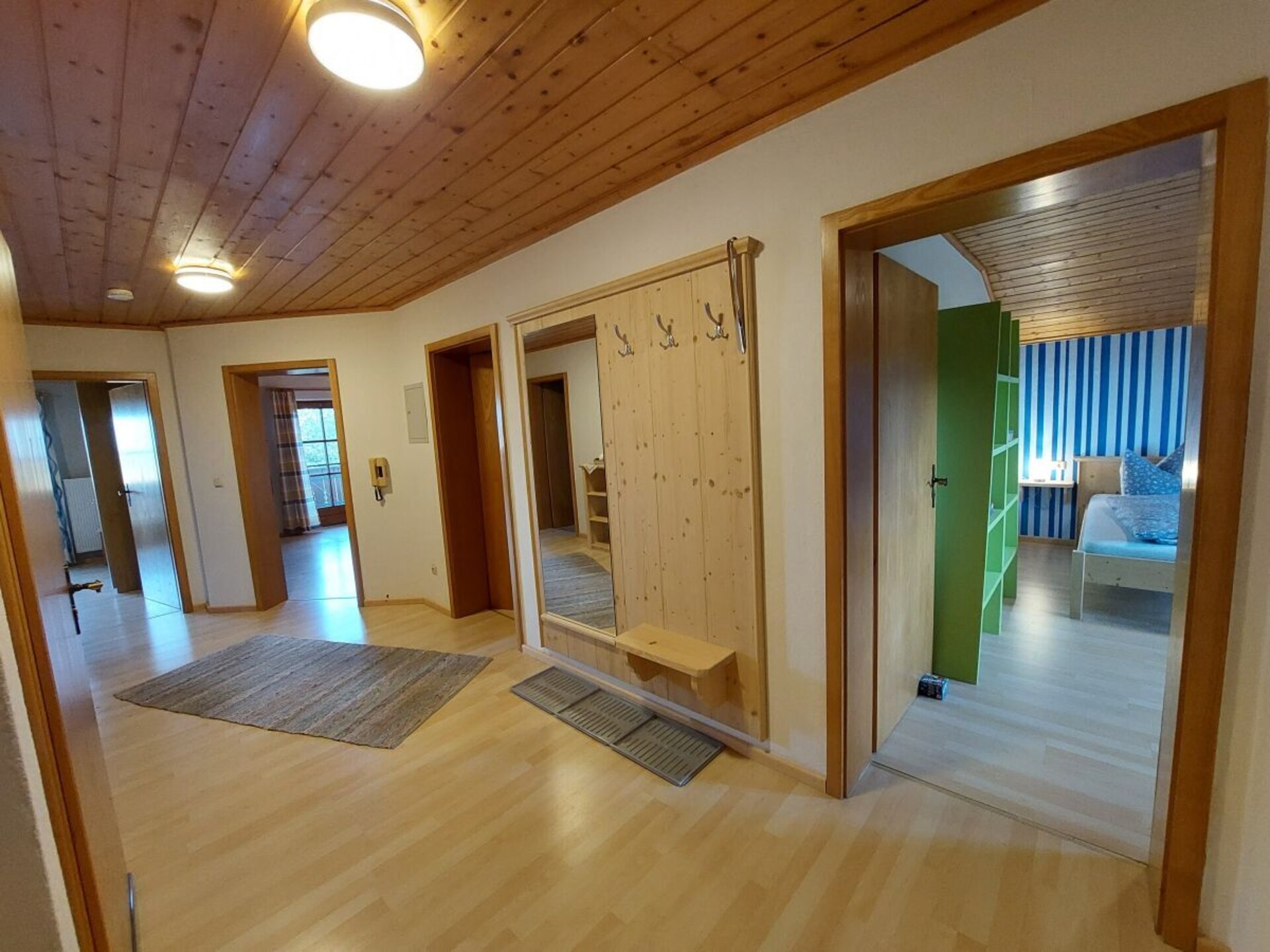 Ruim vakantiehuis in Füssen met uitzicht op bergen en meer · 4 pers. - foto 13