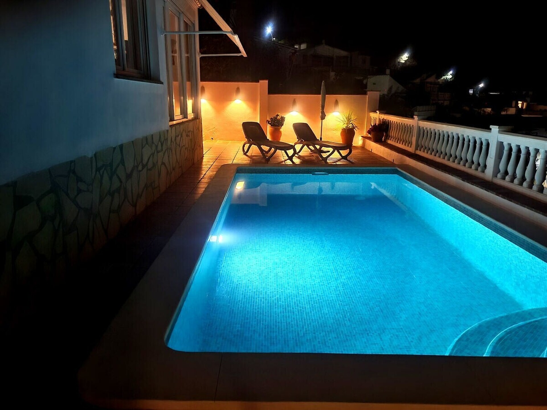 Op 800m van het centrum: vakantiehuis in Caleta de Vélez met privézwembad - foto 18