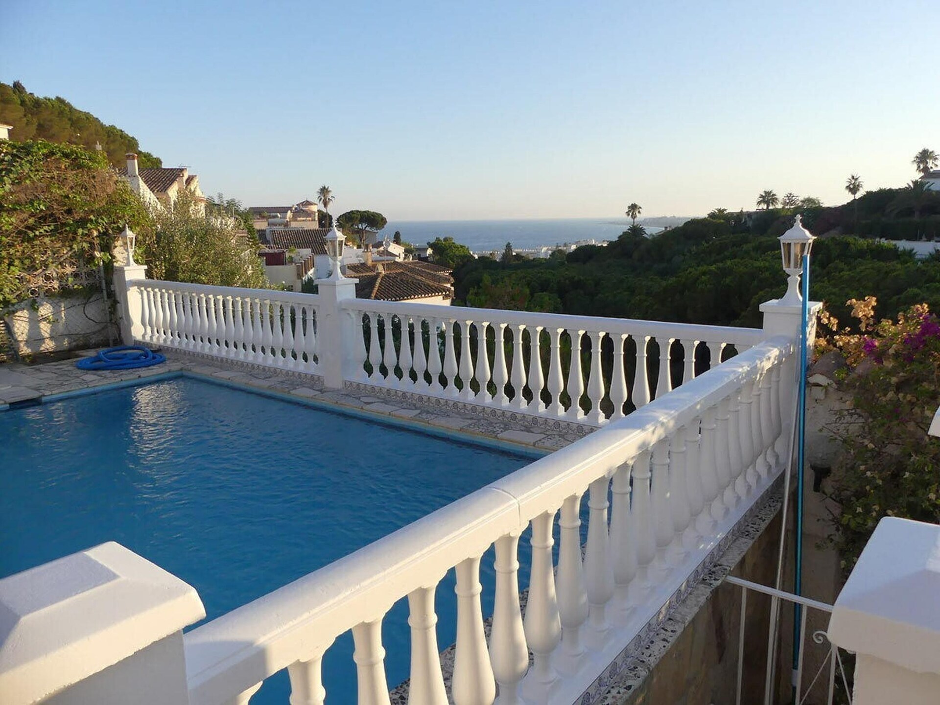 Luxe vakantiehuis met zwembad en zeezicht in Caleta de Vélez - foto 19