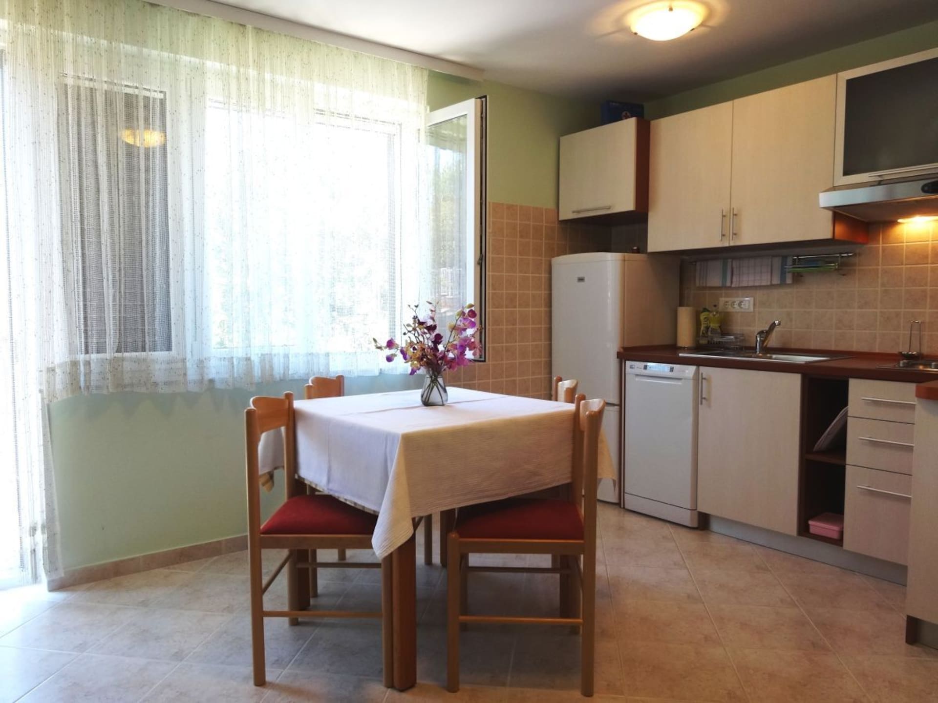 3-persoons vakantiehuis in Njivice op 600 meter van het centrum - foto 6