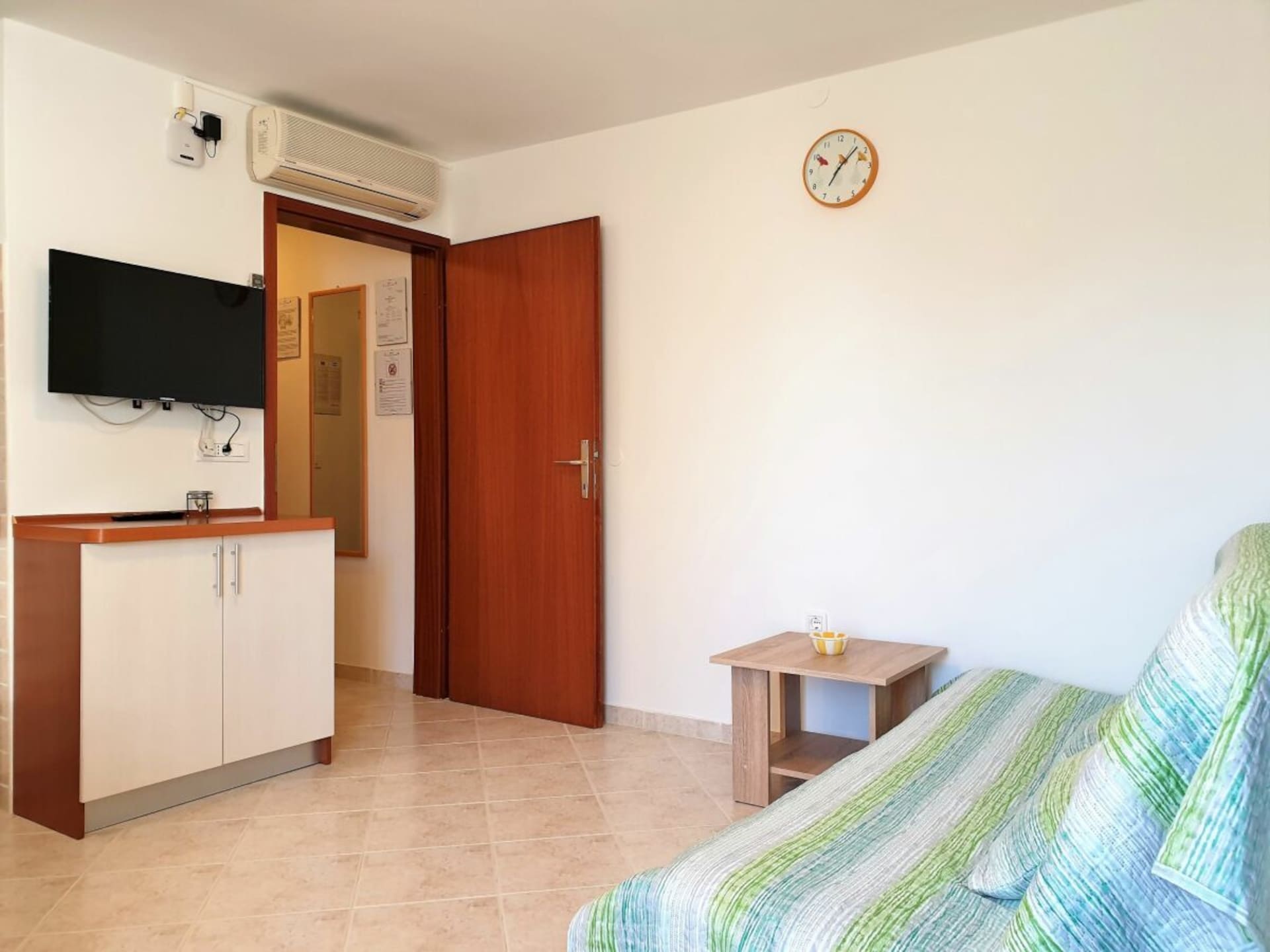 3-persoons vakantiehuis in Njivice op 600 meter van het centrum - foto 7