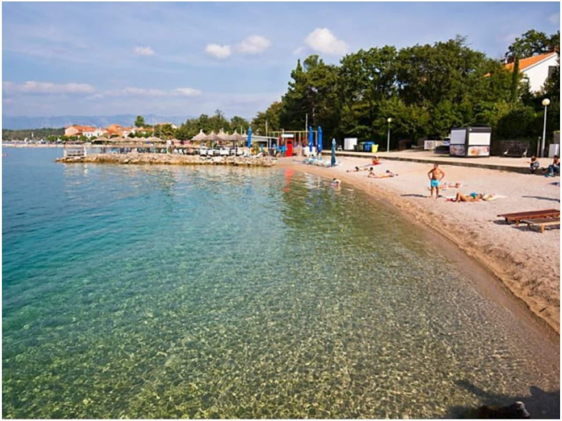 3-persoons vakantiehuis in Njivice op 600 meter van het centrum - foto 13