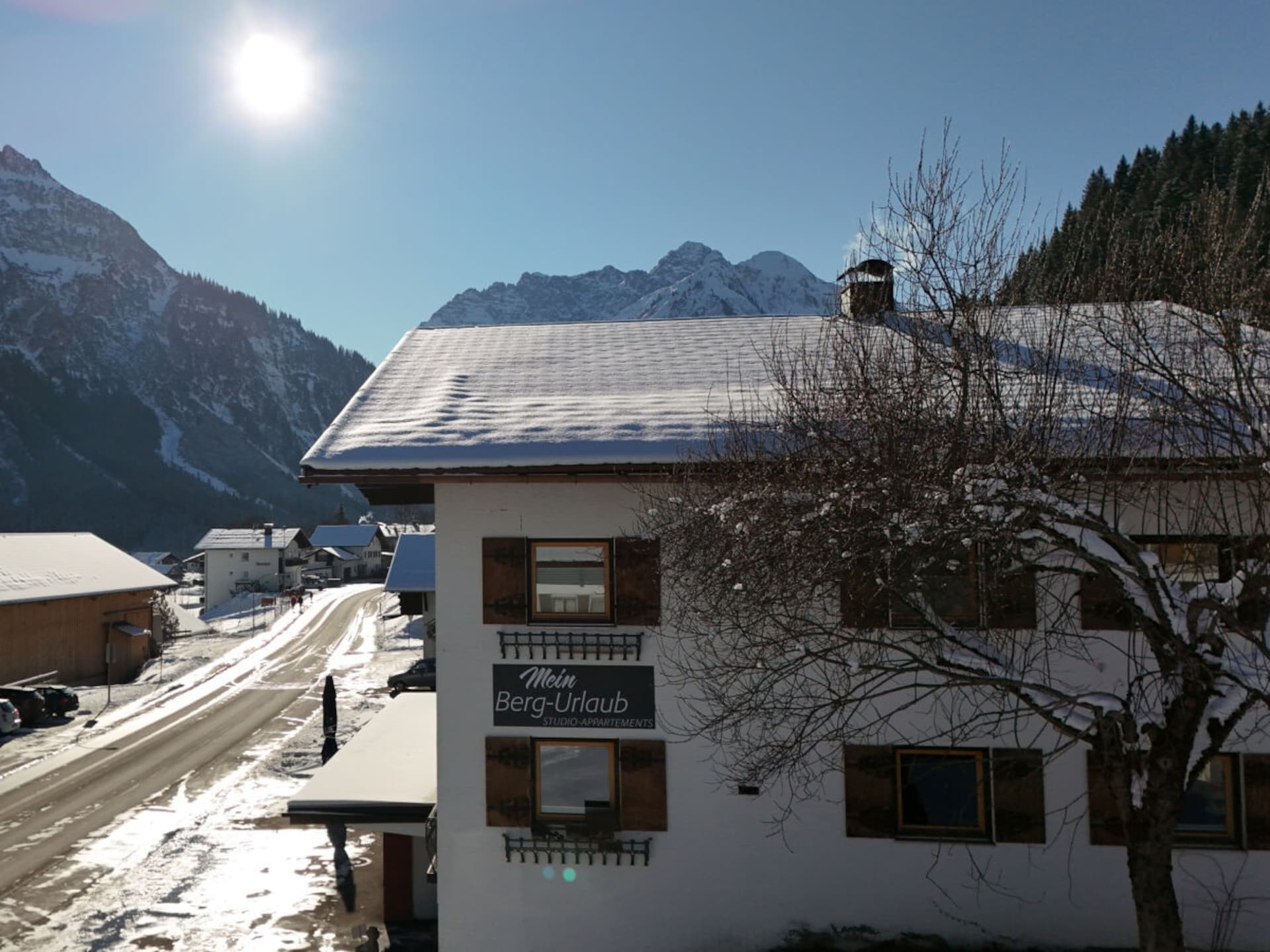 2-persoons vakantiehuis in Mittelberg met uitzicht op de bergen - foto 9