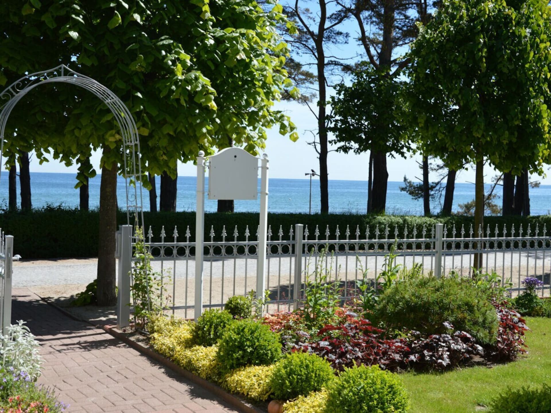 Op 800m van het centrum: sfeervol vakantiehuis in Ostseebad Binz - foto 8