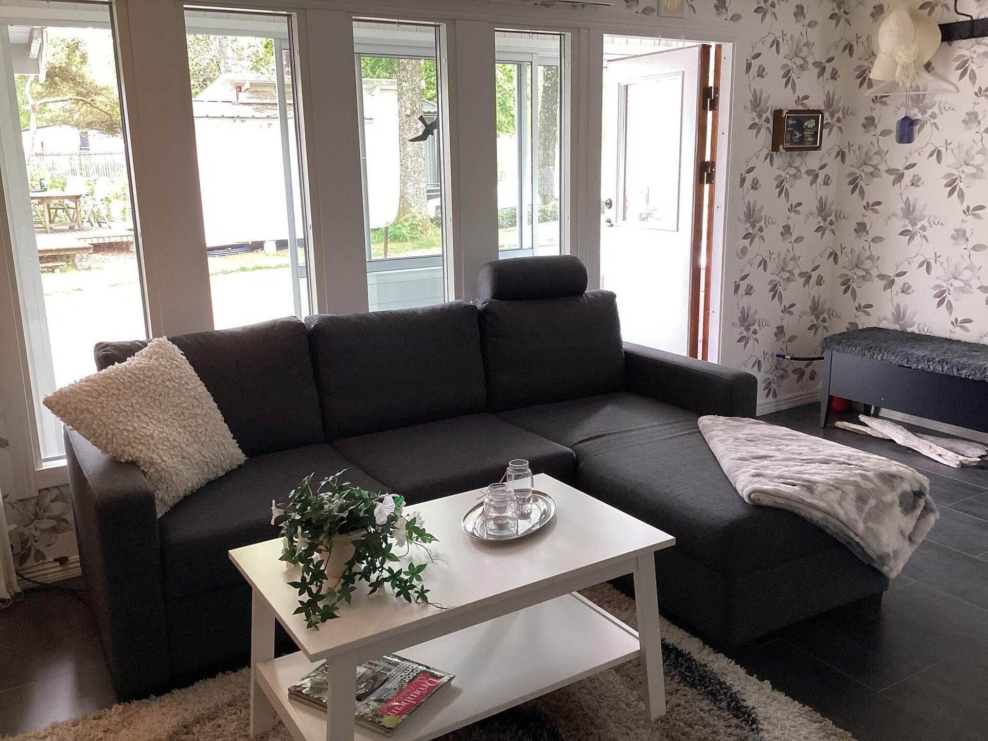 Vrijstaand vakantiehuis aan het meer in Hyltebruk met eigen terras - foto 13
