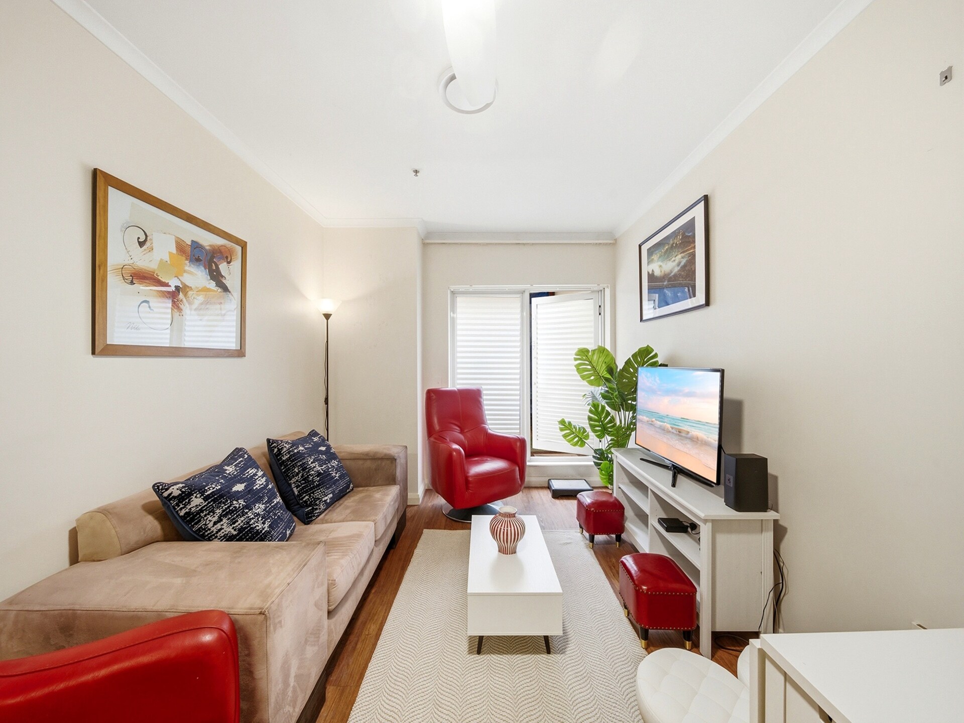 Ruim appartement voor 6 personen in het hart van Canberra - foto 9