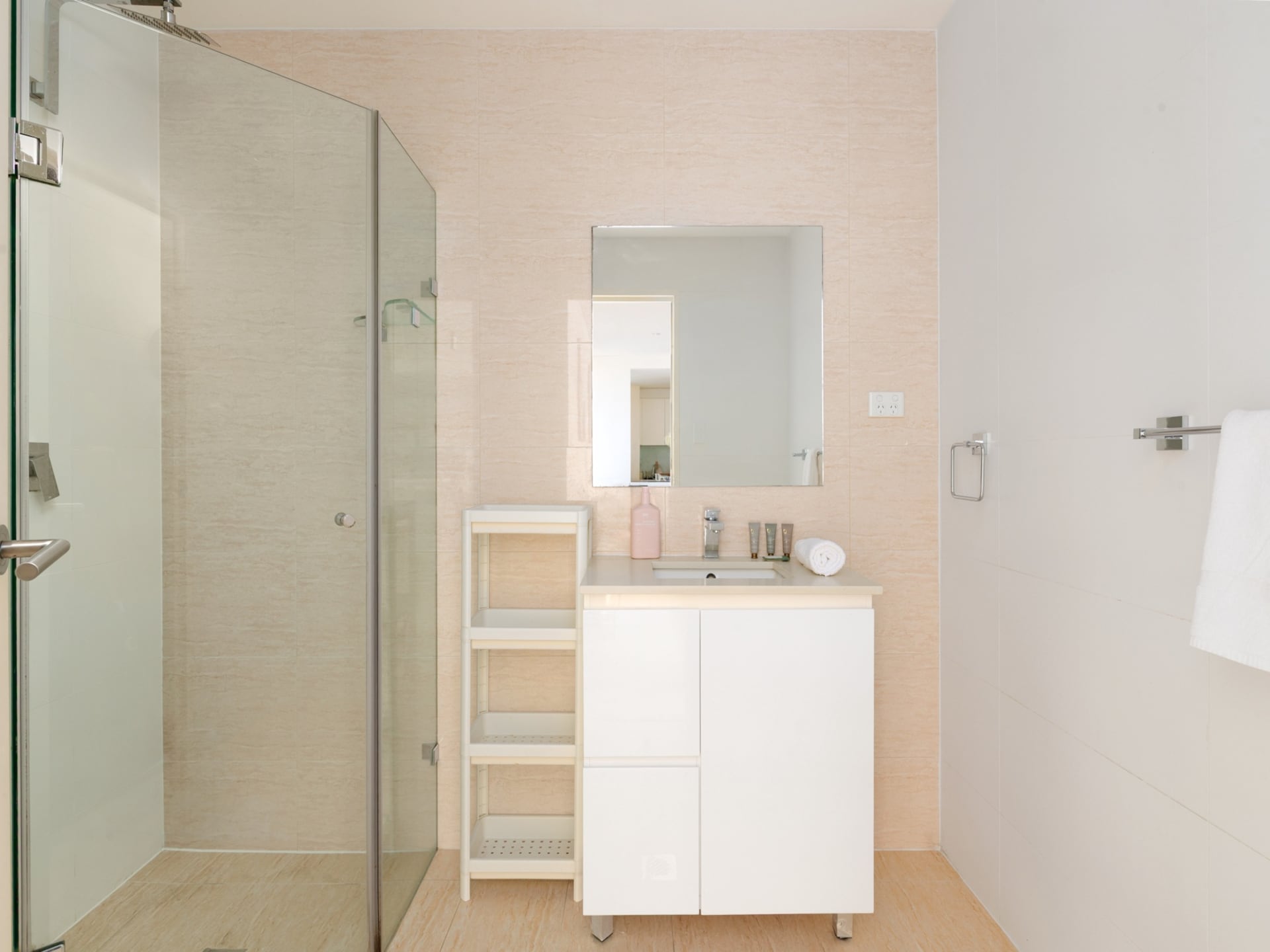 Licht en ruim appartement in Wolli Creek voor 6 personen - foto 11