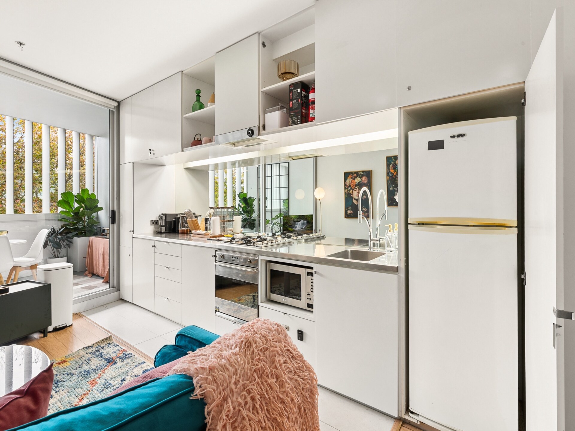 Lichte en stijlvolle studio met balkon in Darlinghurst - foto 8