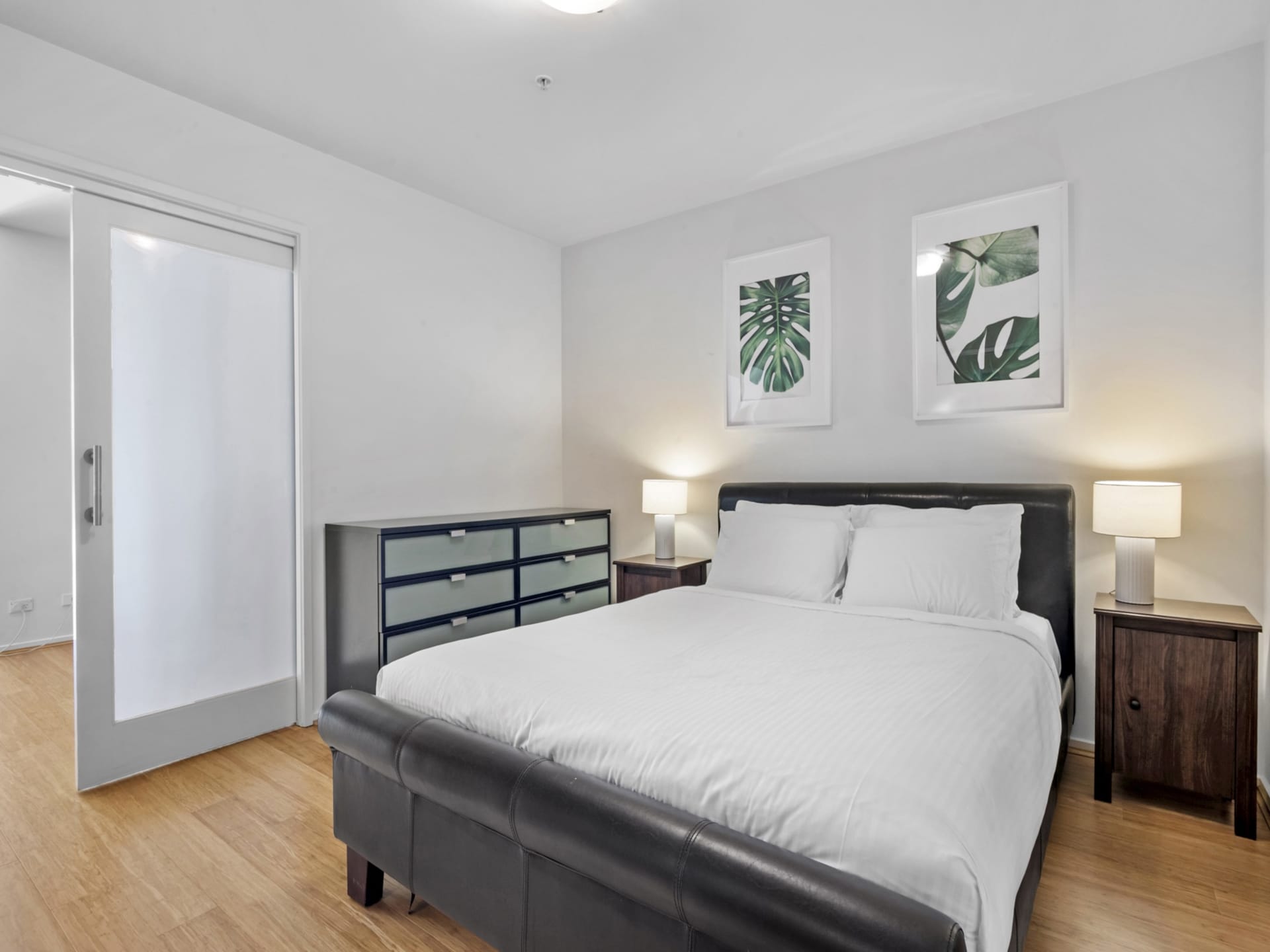 Licht en ruim appartement voor twee personen in St Kilda - foto 4